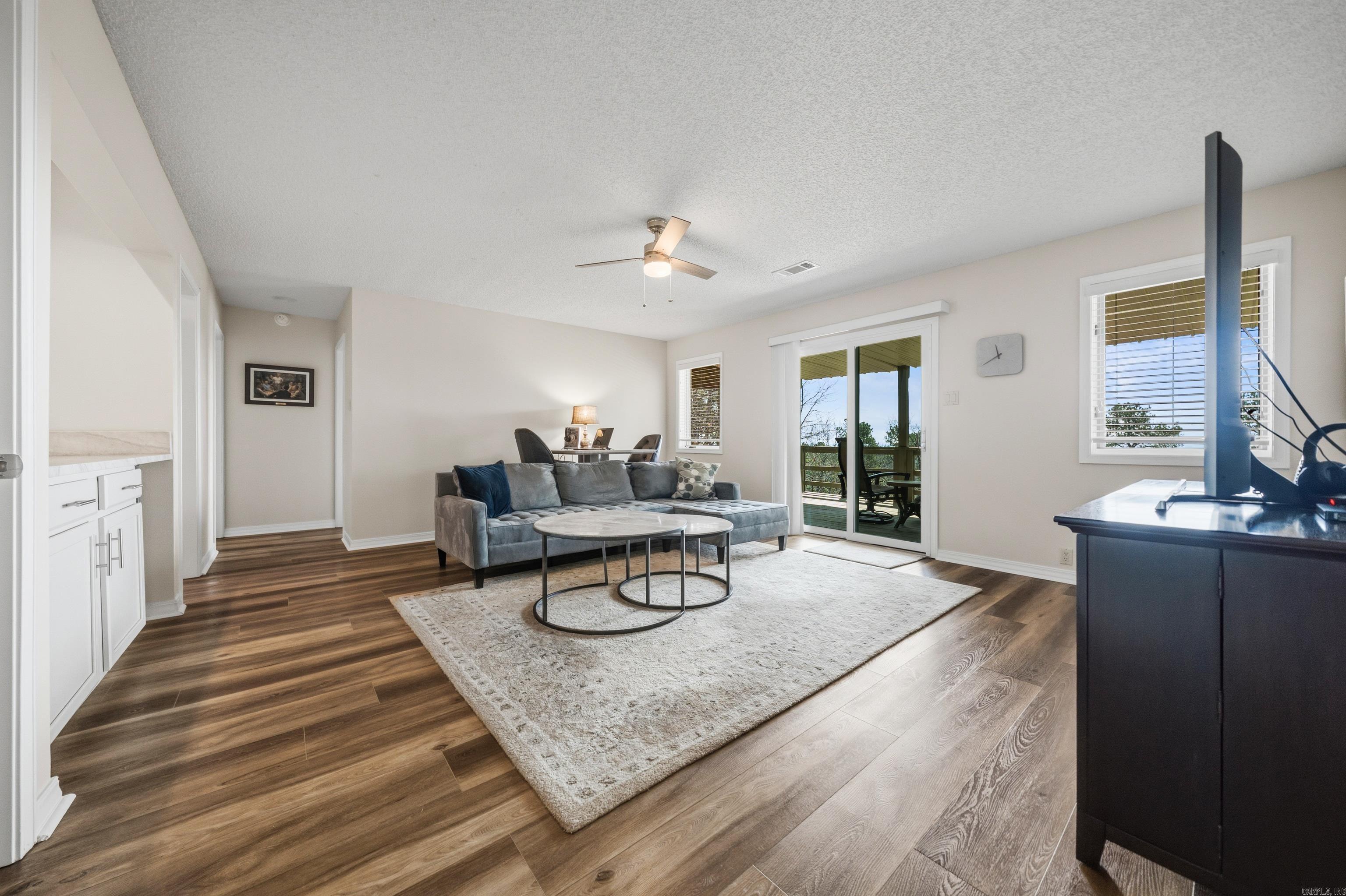 7 Almazan  Hot Springs Village, AR