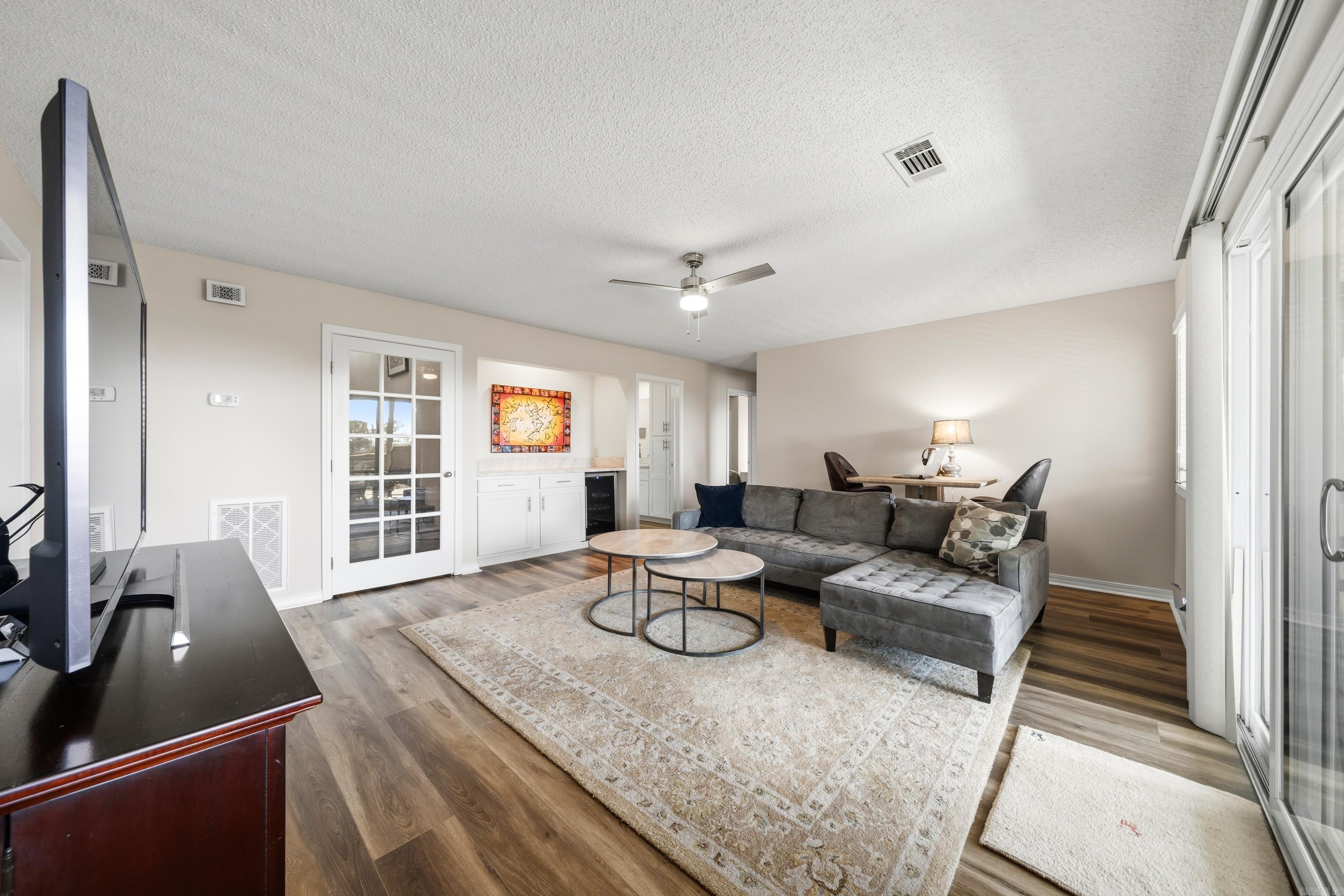 7 Almazan  Hot Springs Village, AR