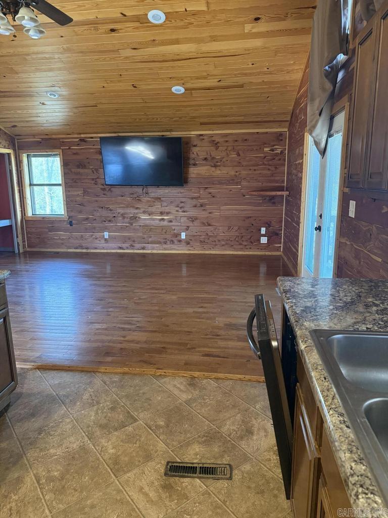 1509 Newport  Batesville, AR