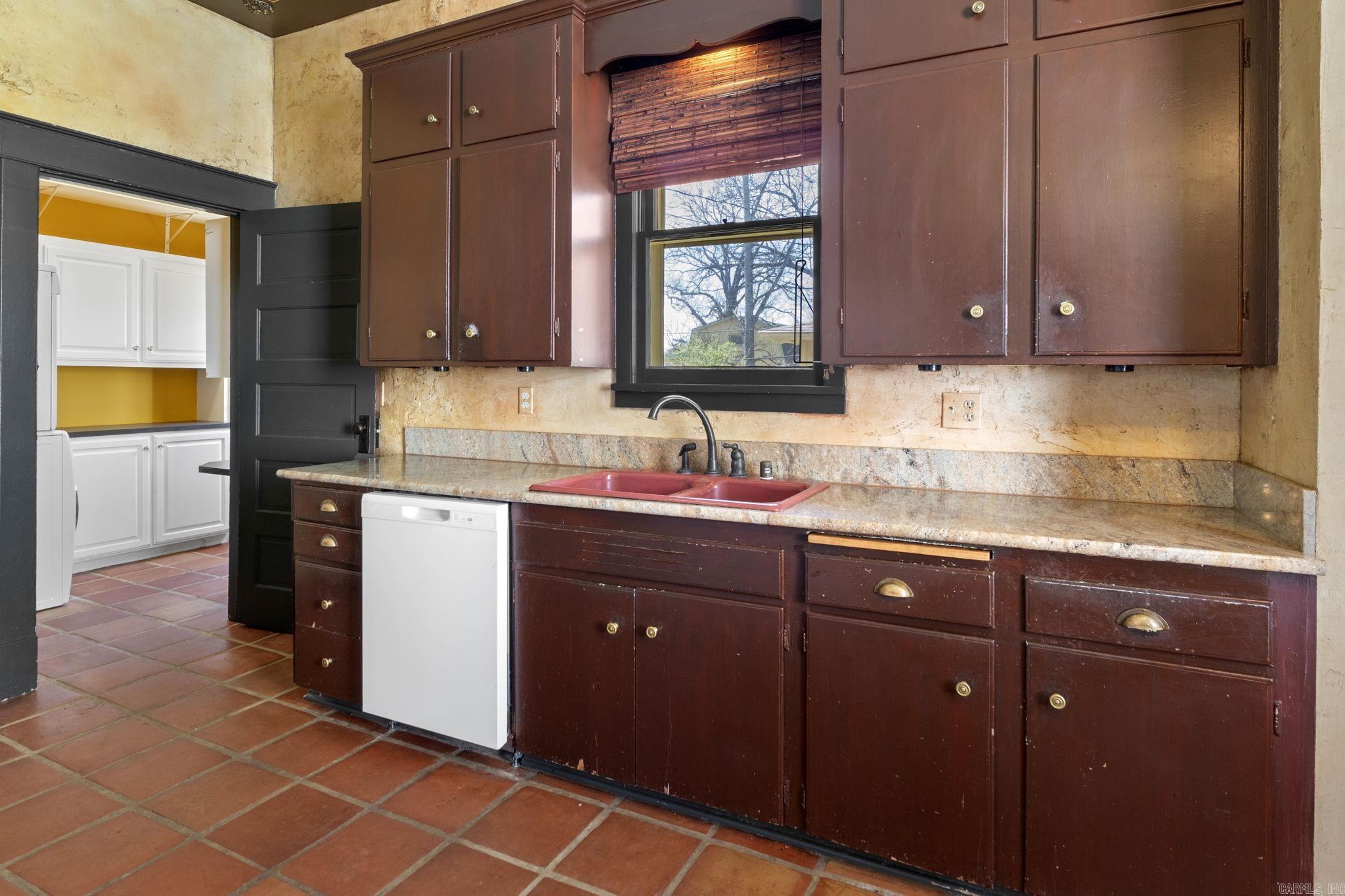 138 Booker  Little Rock, AR