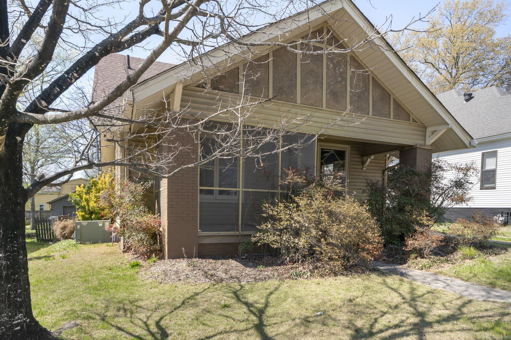 138 Booker  Little Rock, AR