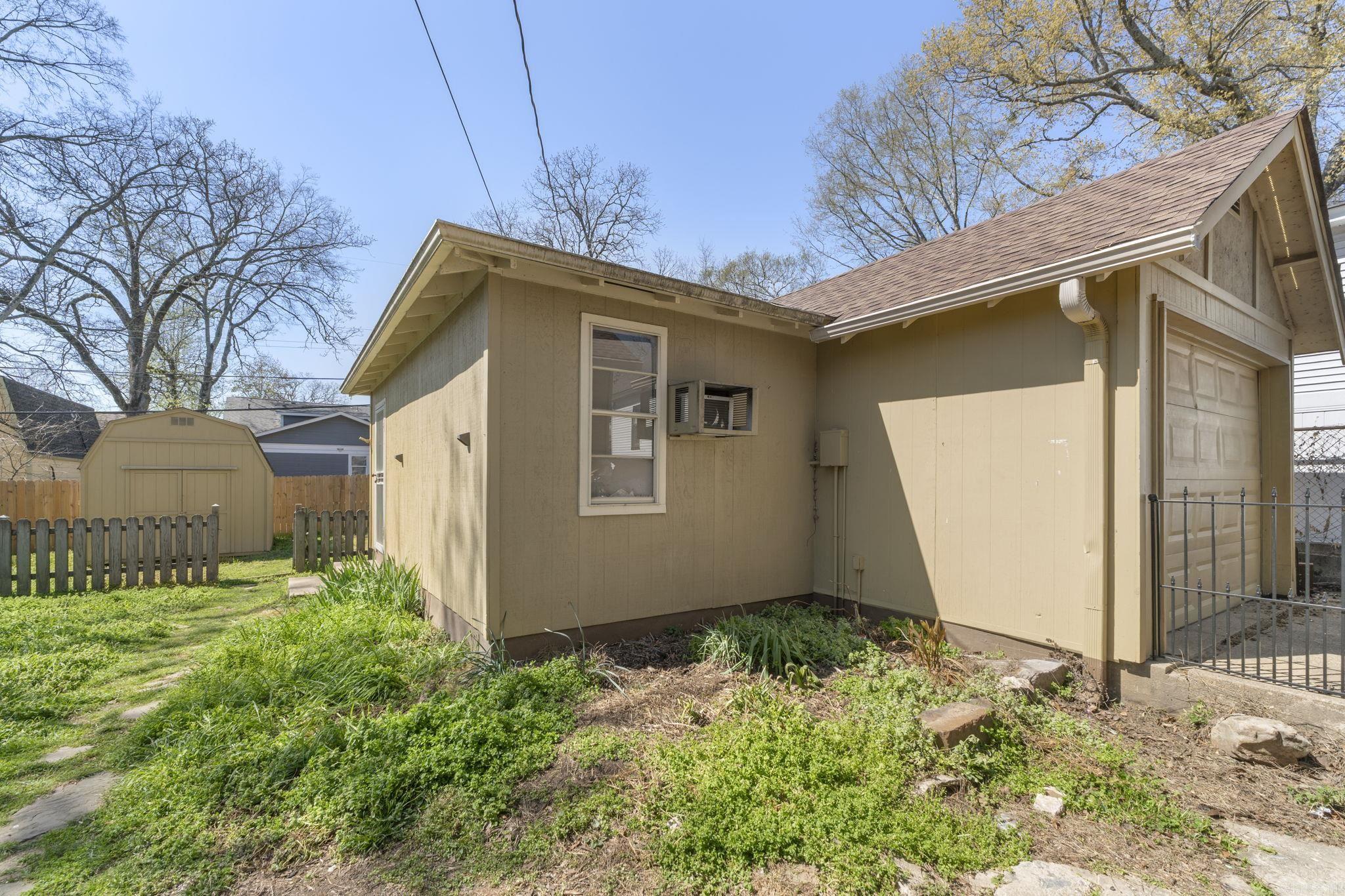 138 Booker  Little Rock, AR