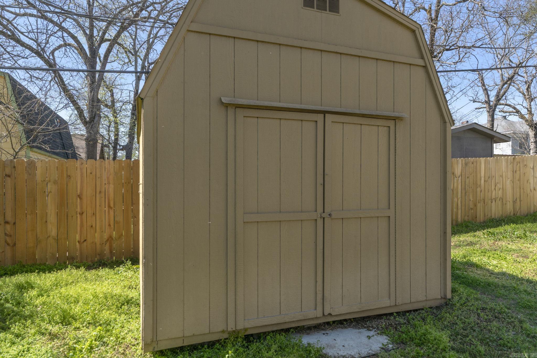 138 Booker  Little Rock, AR