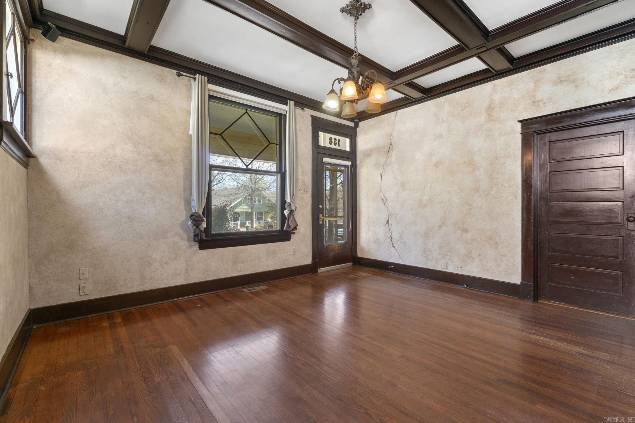 138 Booker  Little Rock, AR