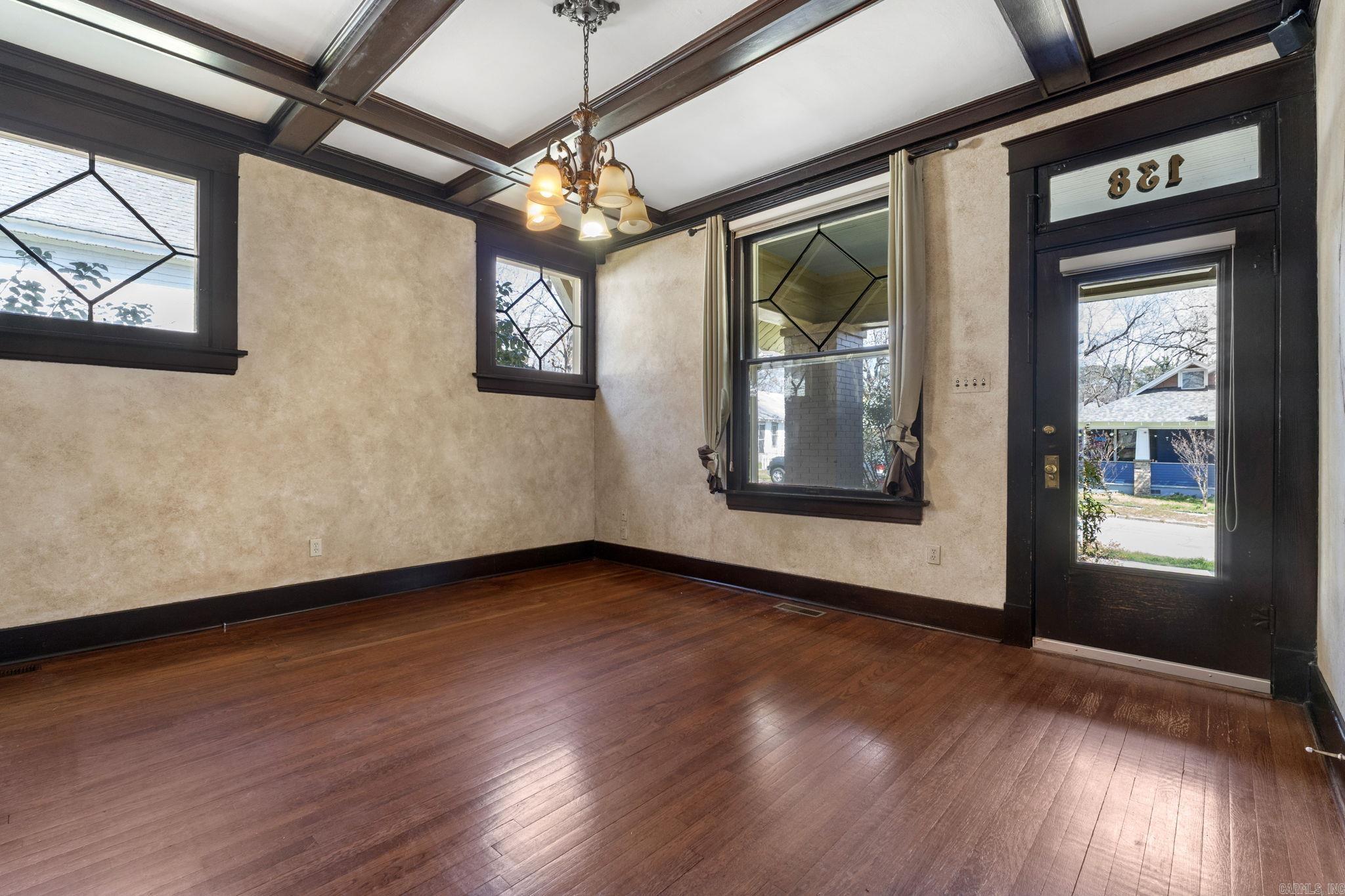 138 Booker  Little Rock, AR