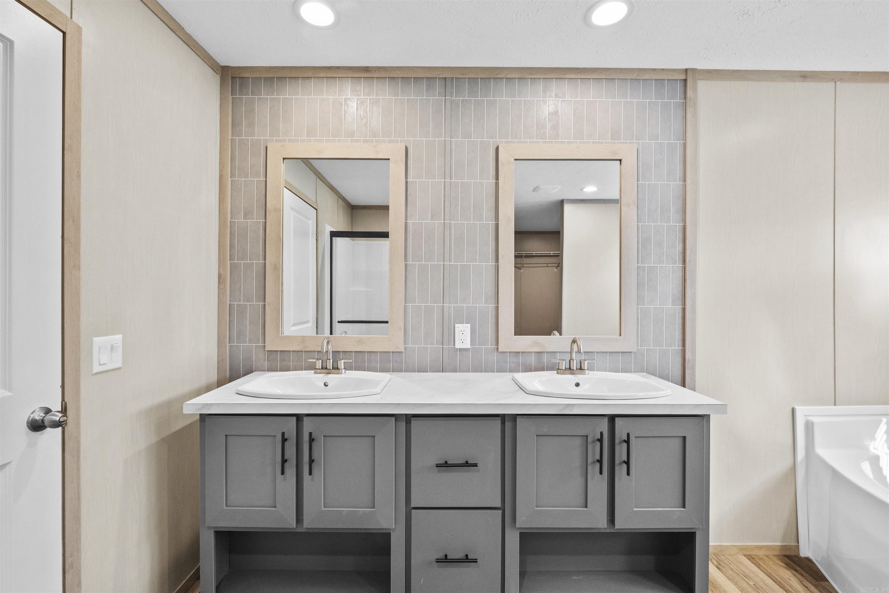 6011 Jacksonville Conway Rd.  Jacksonville, AR