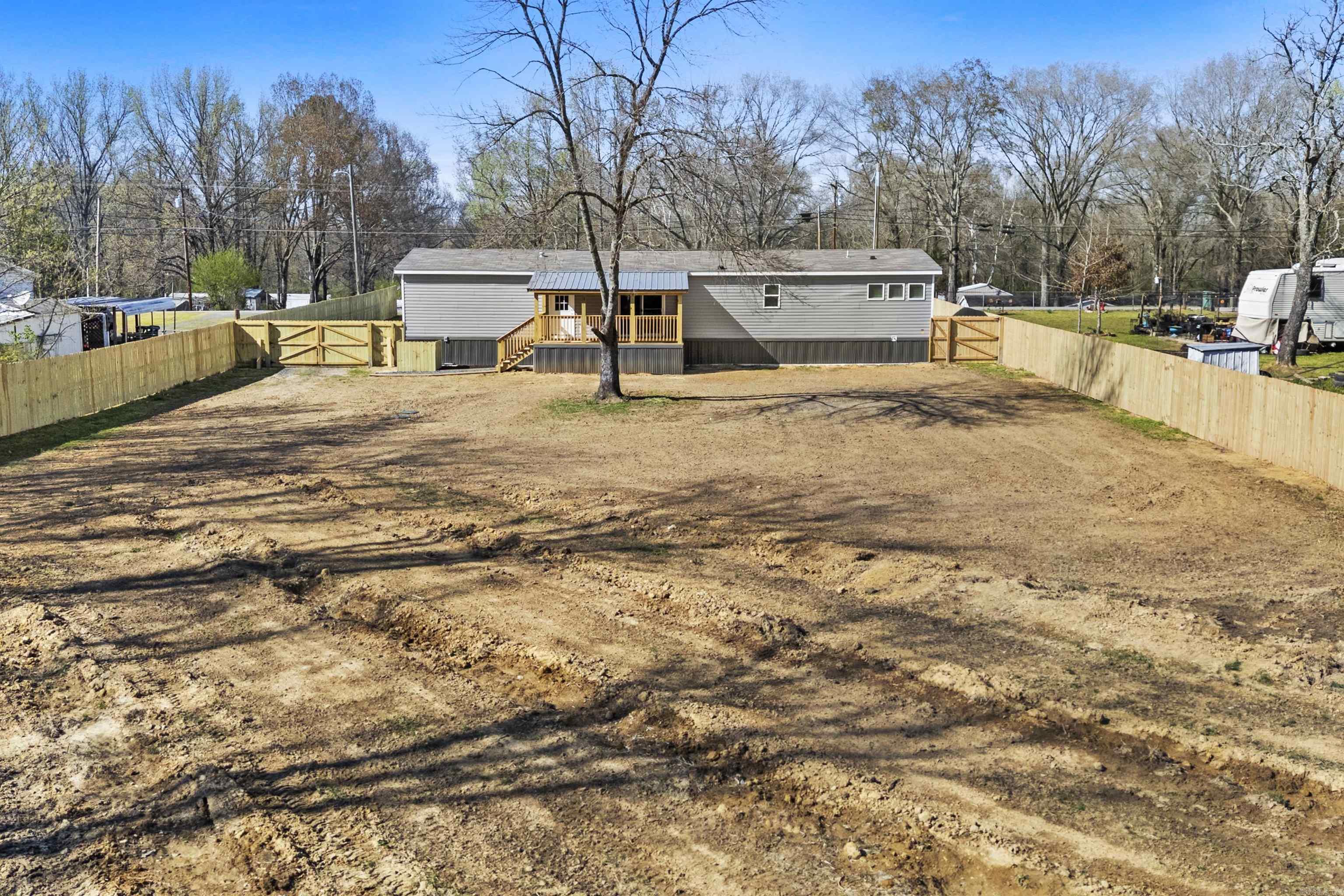 6011 Jacksonville Conway Rd.  Jacksonville, AR