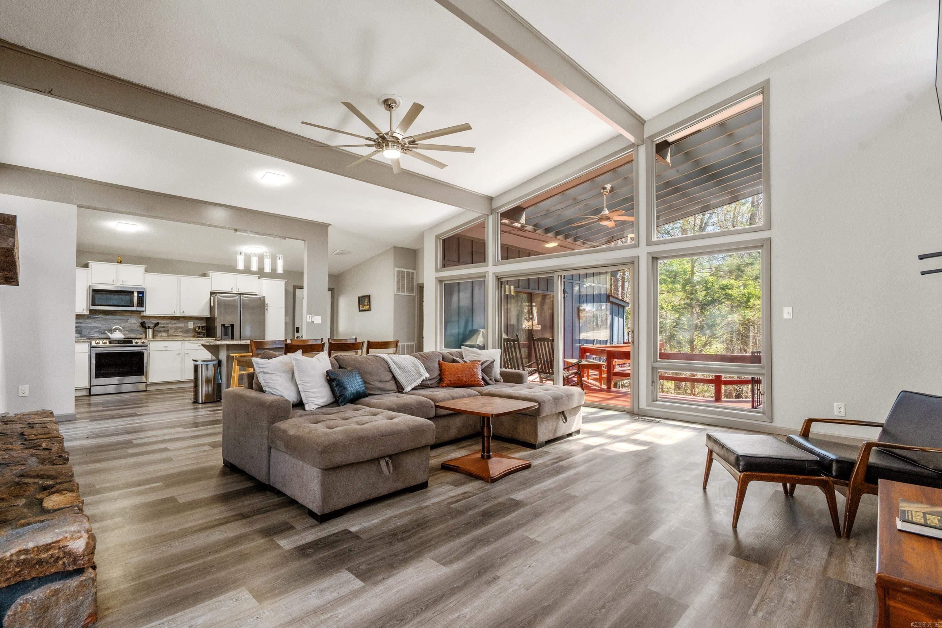 11 Ona  Hot Springs Village, AR