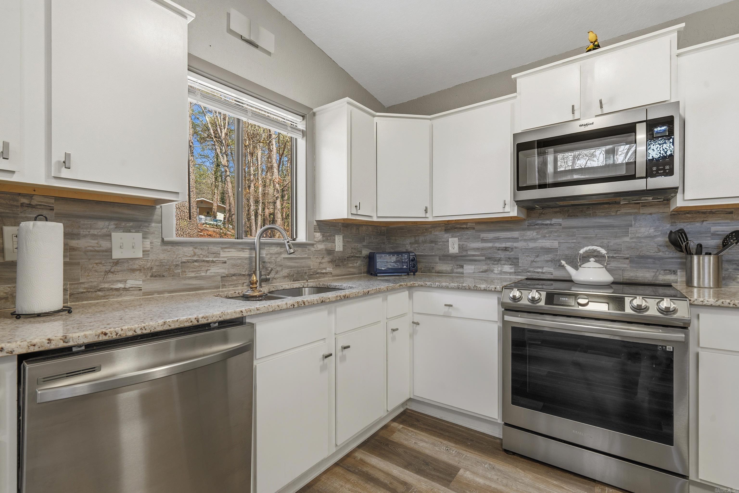 11 Ona  Hot Springs Village, AR