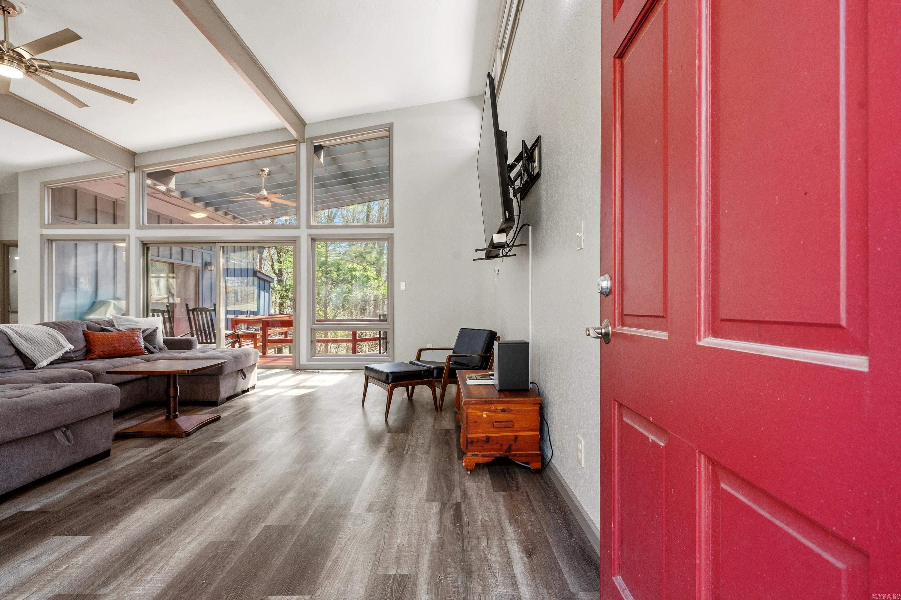 11 Ona  Hot Springs Village, AR