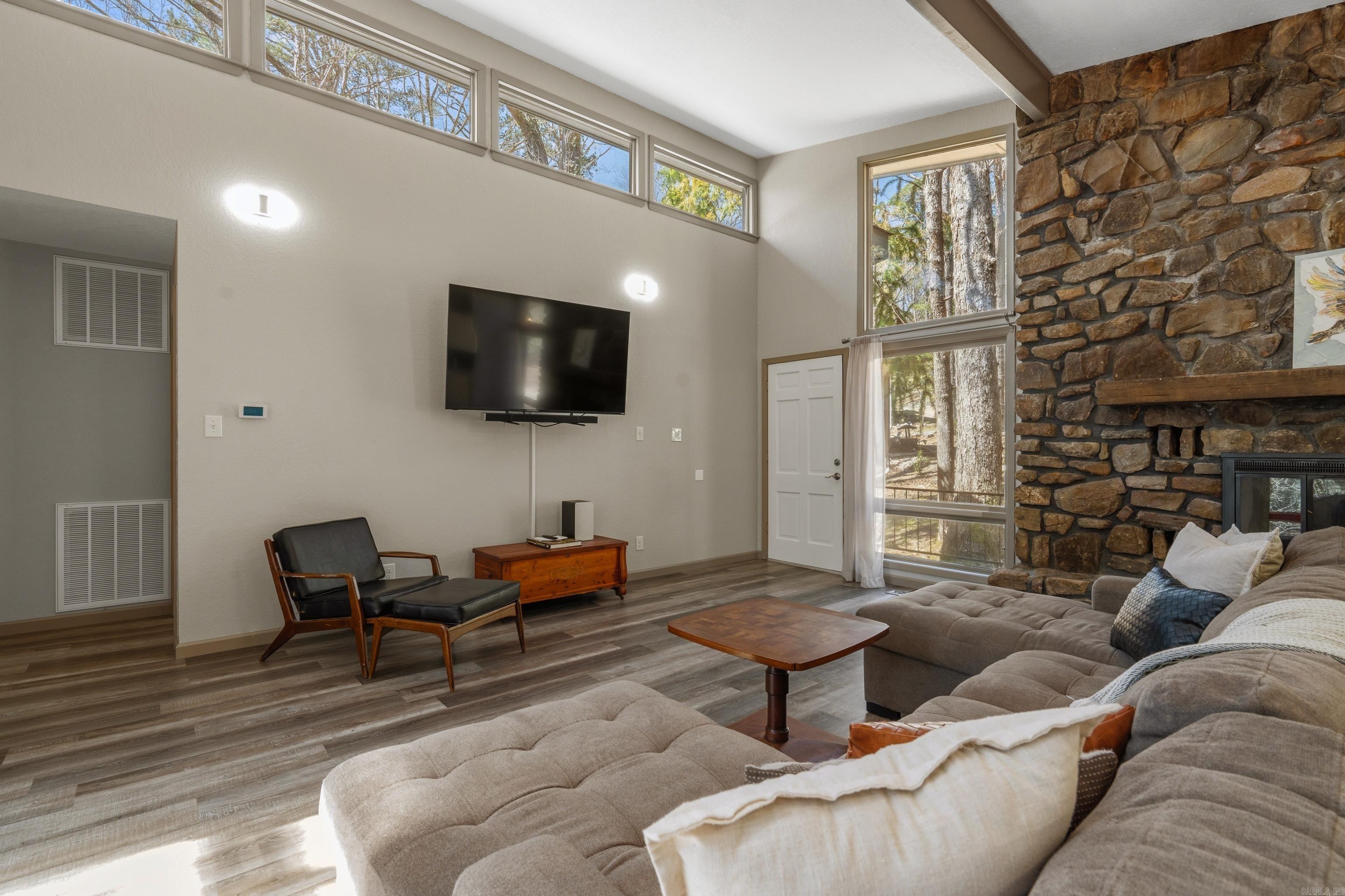 11 Ona  Hot Springs Village, AR