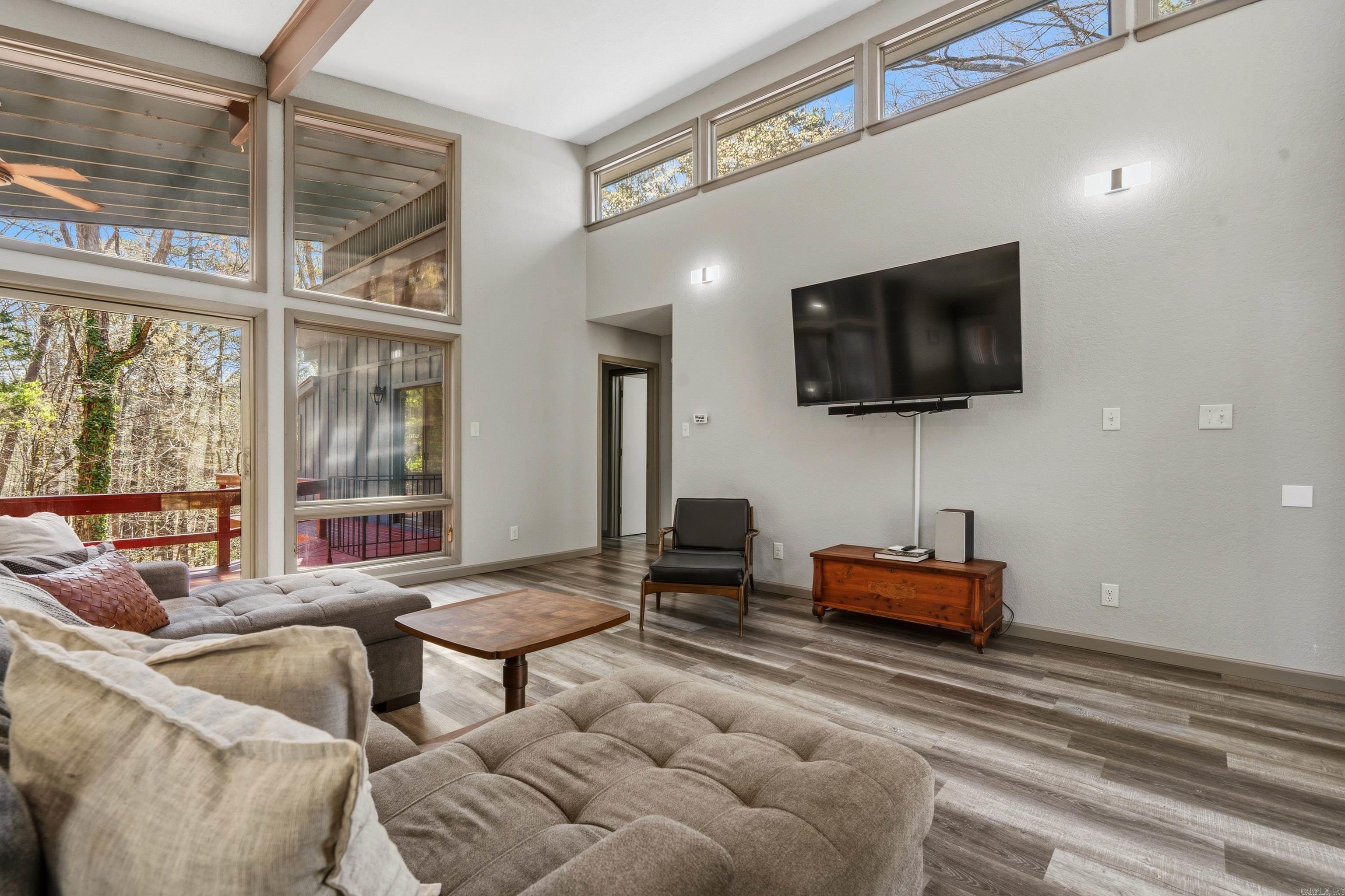 11 Ona  Hot Springs Village, AR