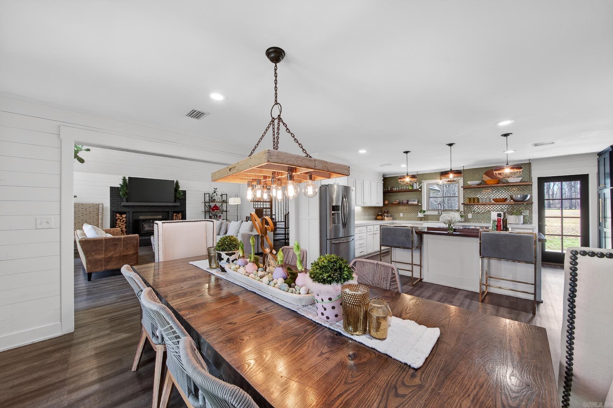 1281 Bethlehem  Austin, AR