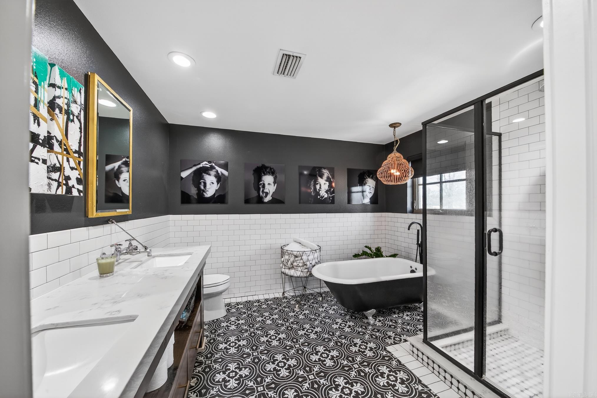 1281 Bethlehem  Austin, AR