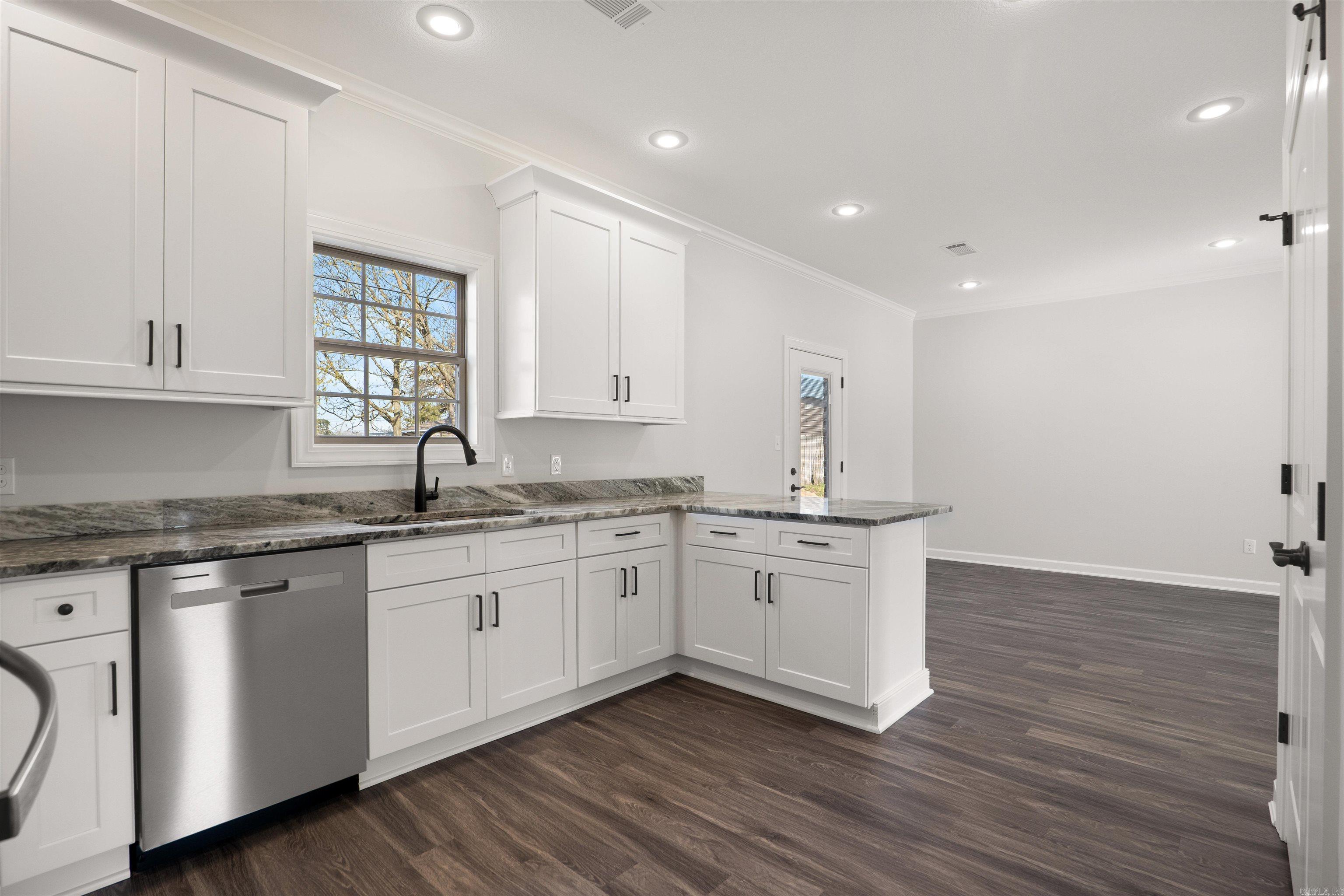 121 Pecan  Lake City, AR