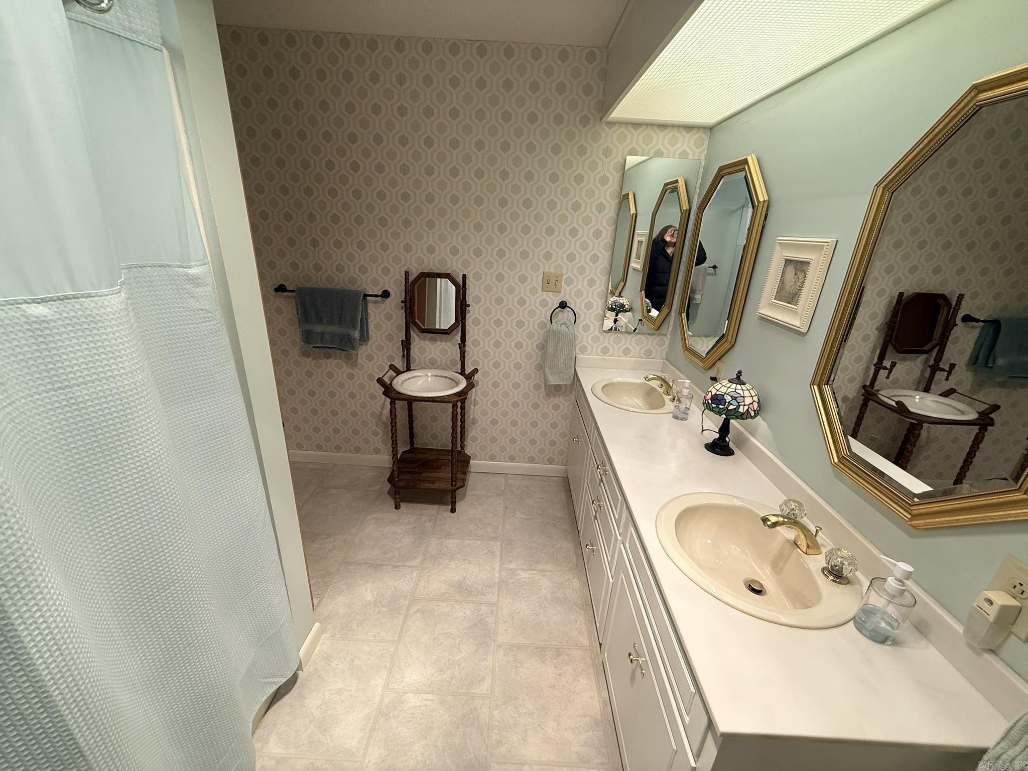 3090 Cherokee  Camden, AR