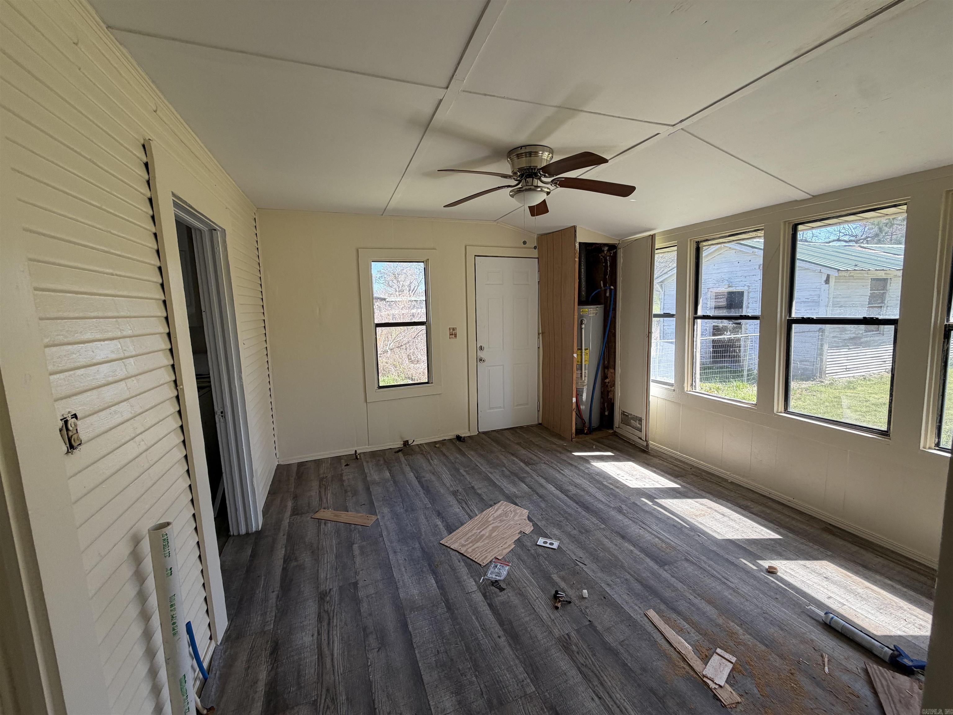 206 E First St  Emmet, AR