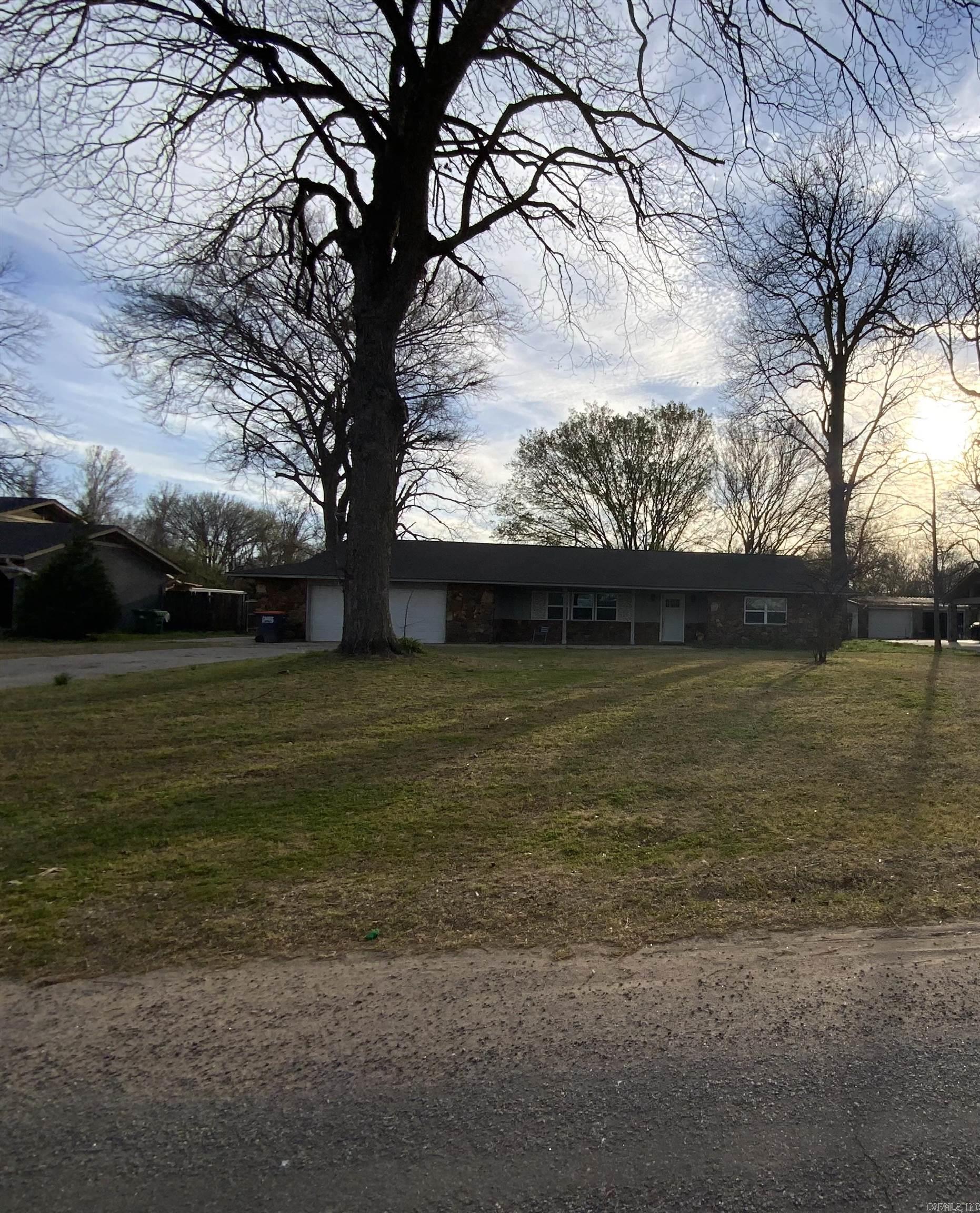 3006 Riverside dr.  Pine Bluff, AR