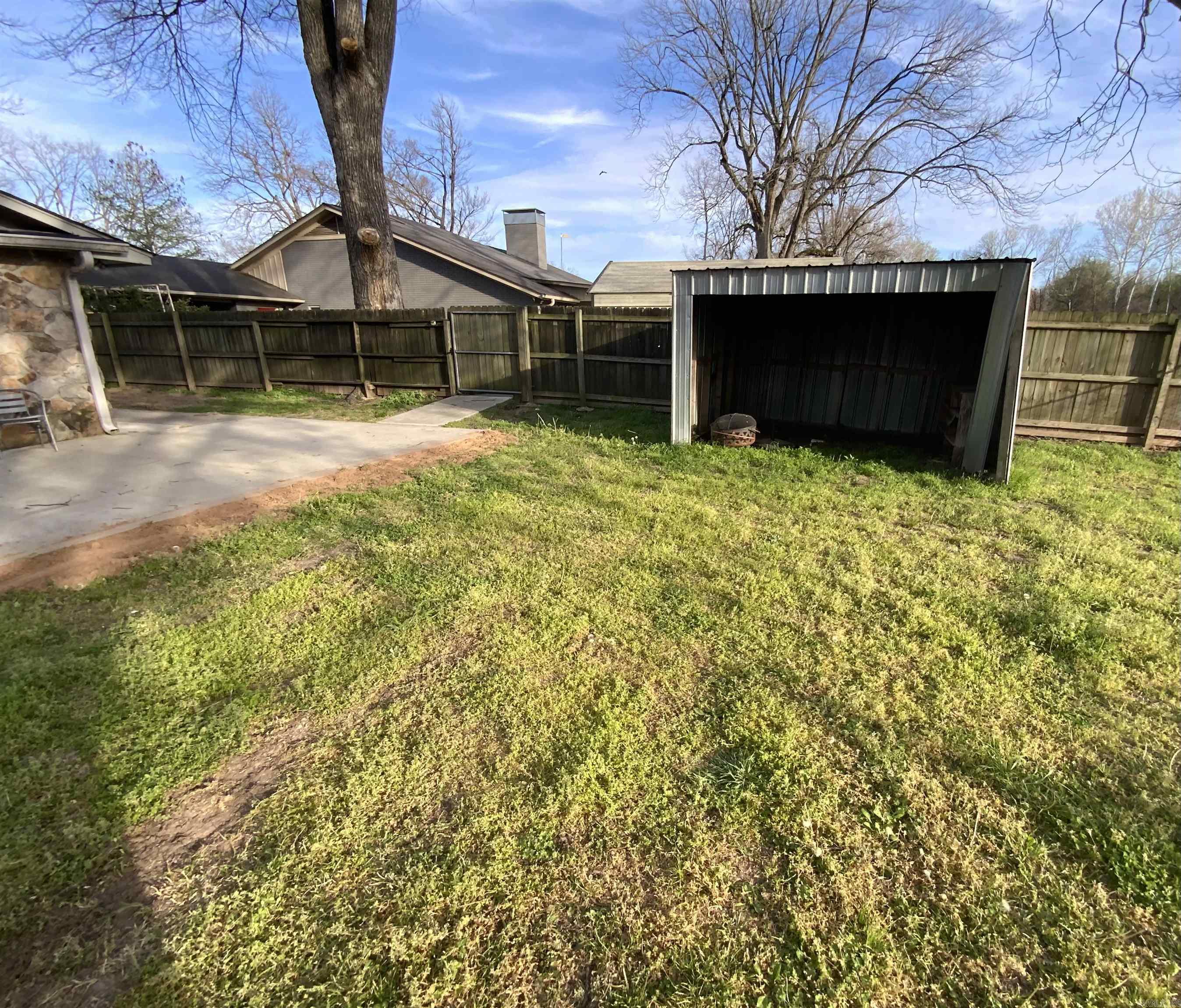 3006 Riverside dr.  Pine Bluff, AR