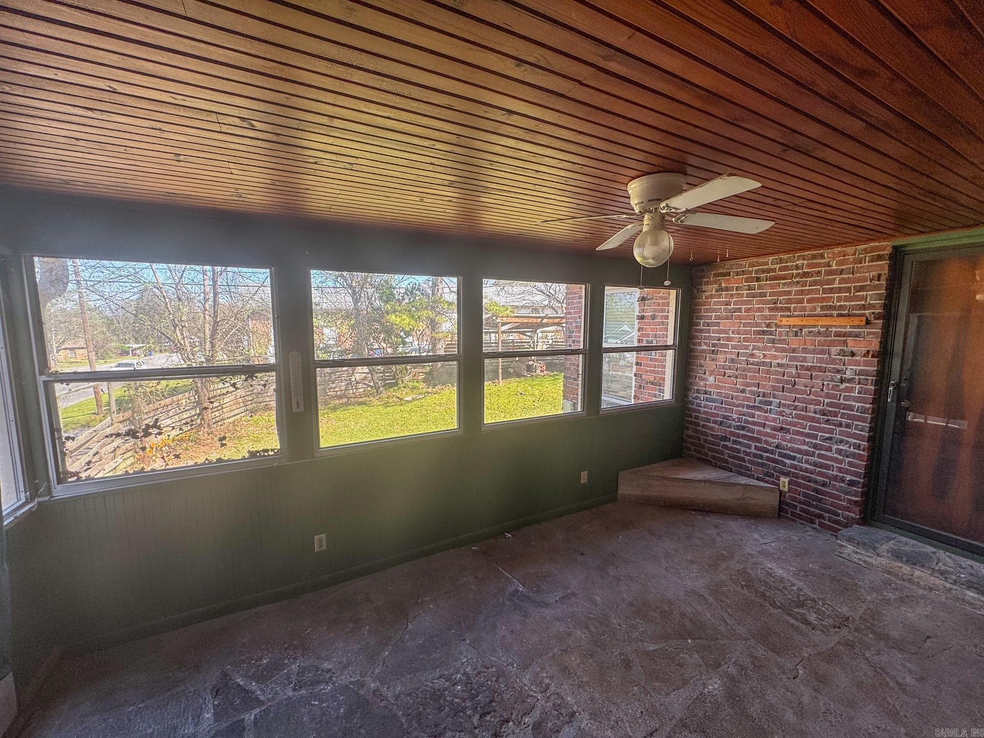 2201 S Q  Fort Smith, AR