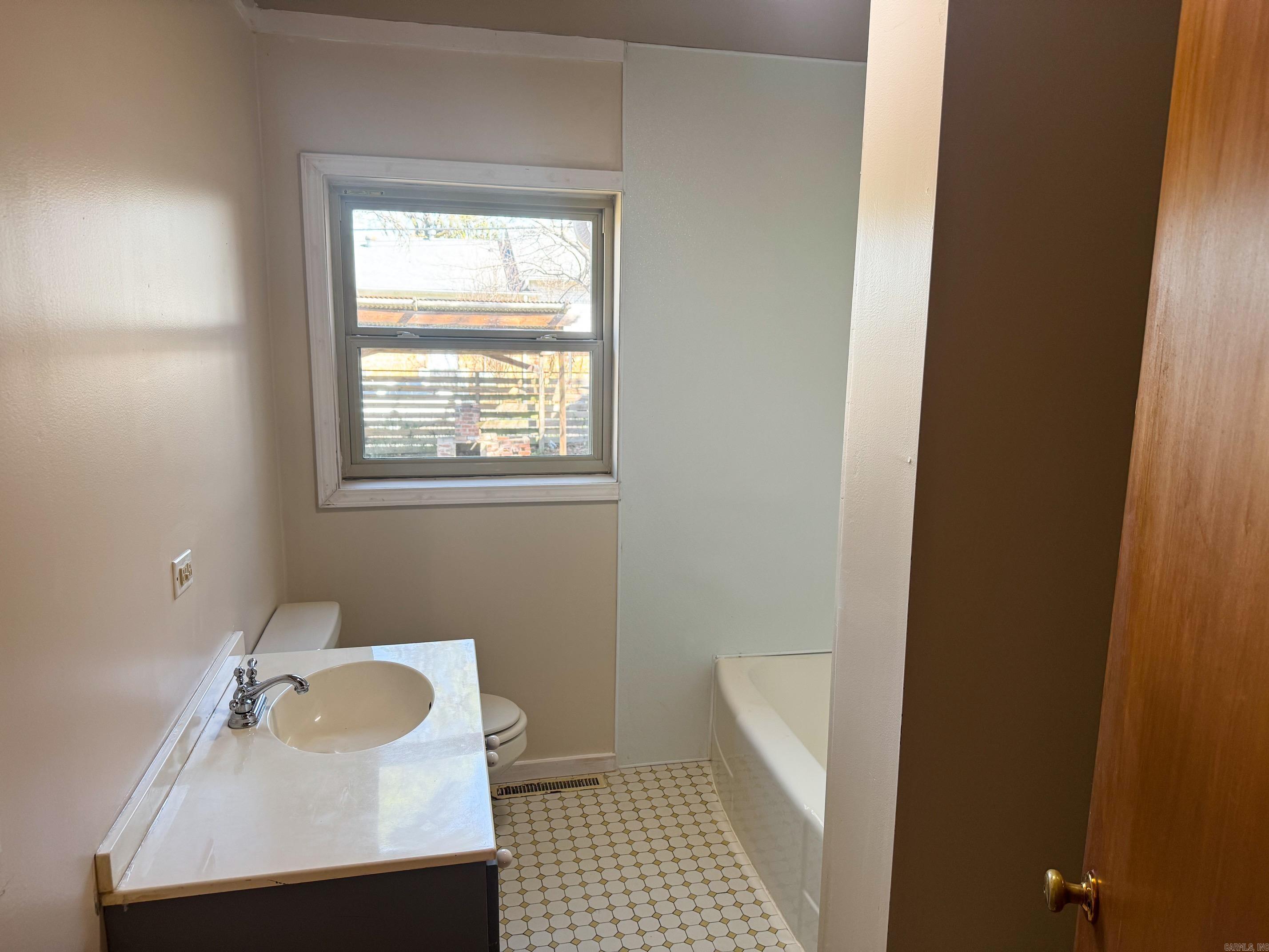 2201 S Q  Fort Smith, AR