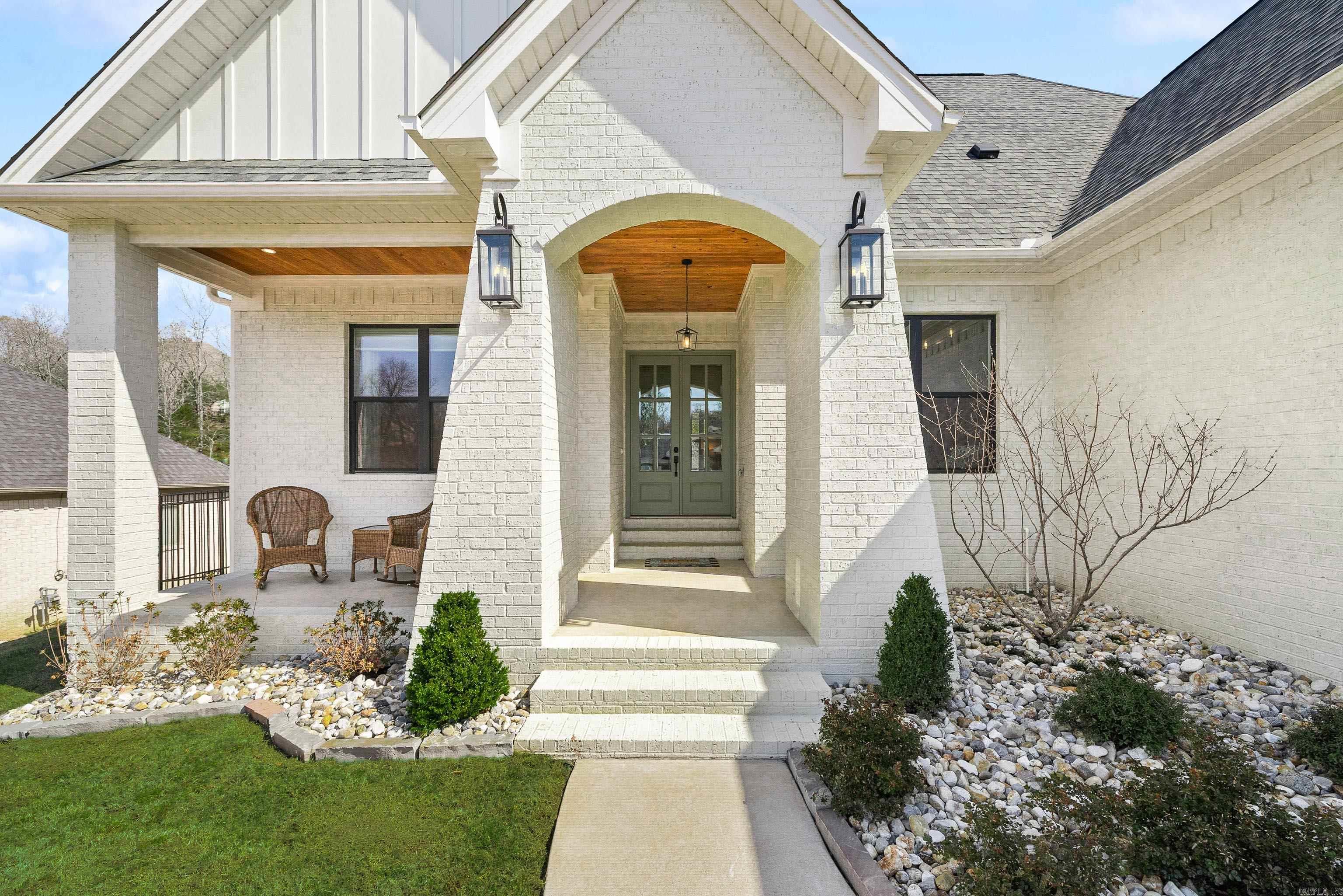 915 Valley Creek  North Little Rock, AR