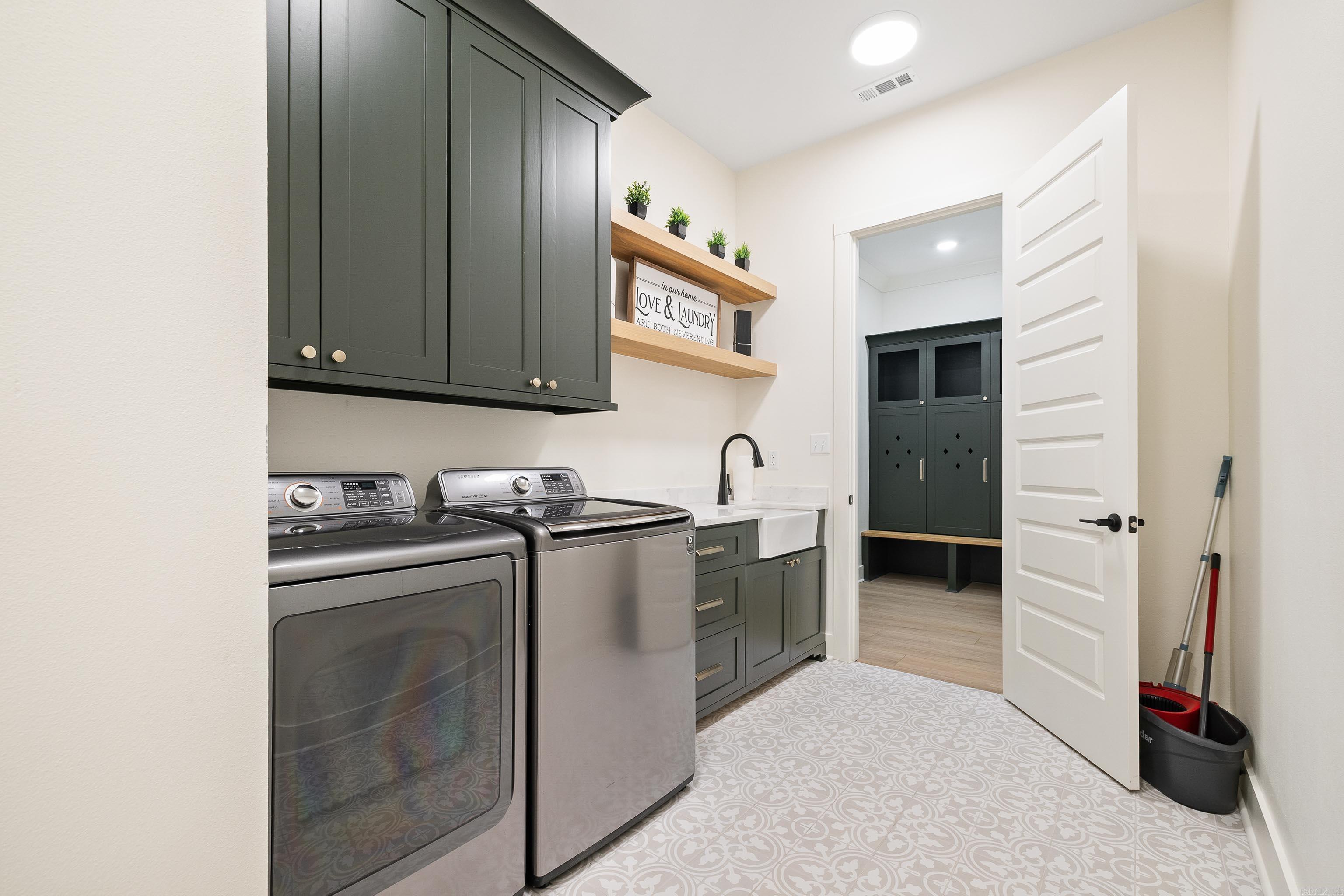 915 Valley Creek  North Little Rock, AR