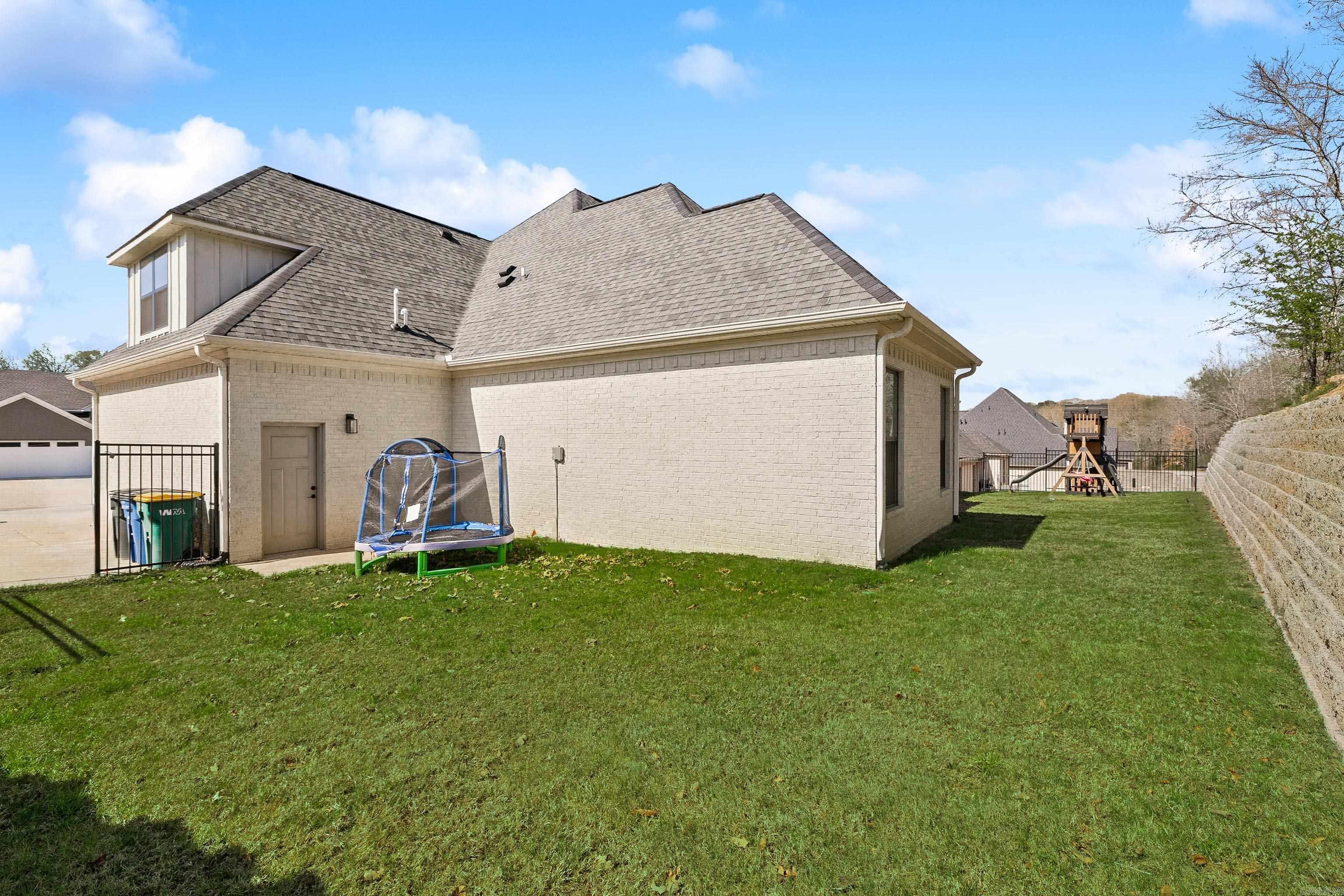 915 Valley Creek  North Little Rock, AR