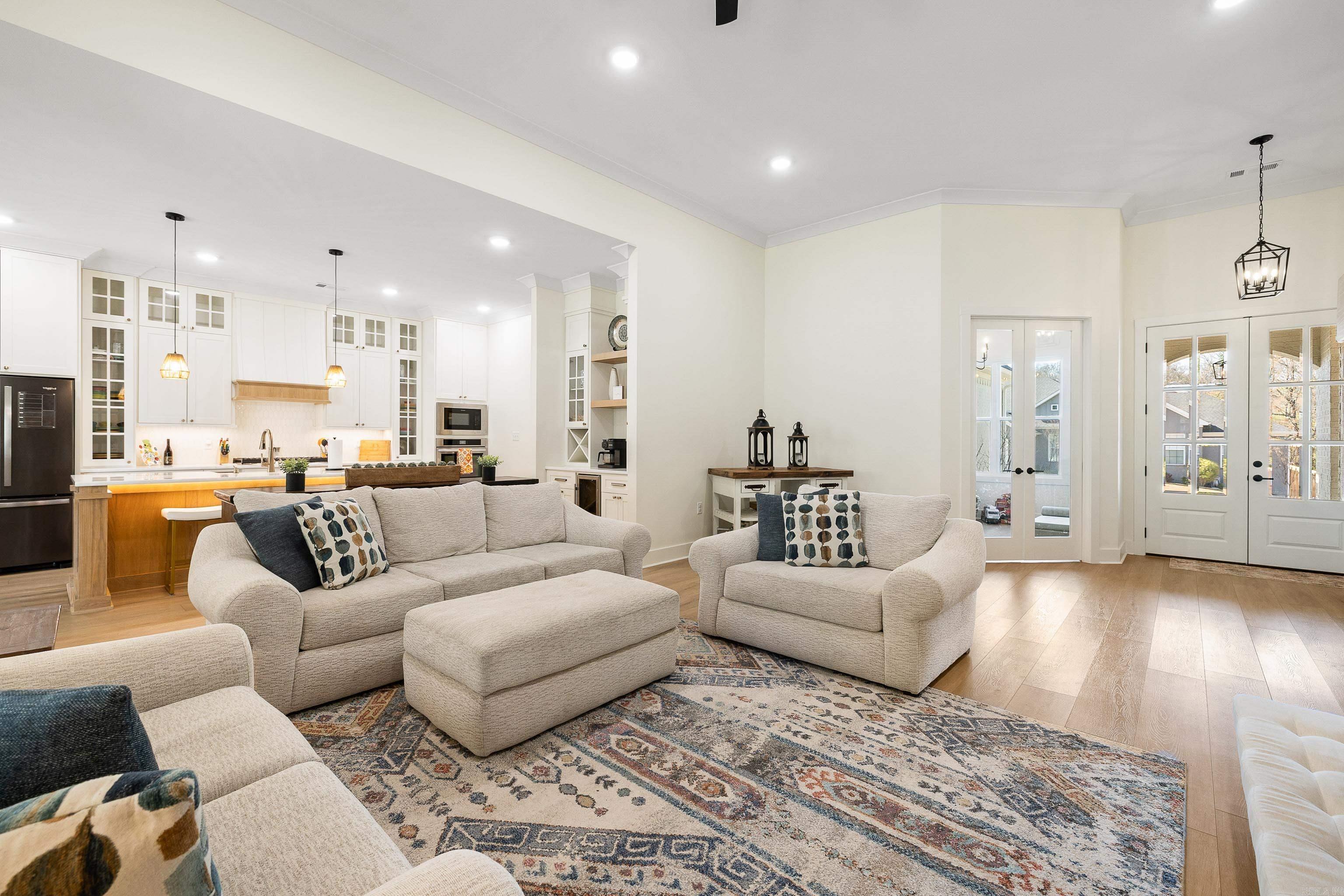 915 Valley Creek  North Little Rock, AR