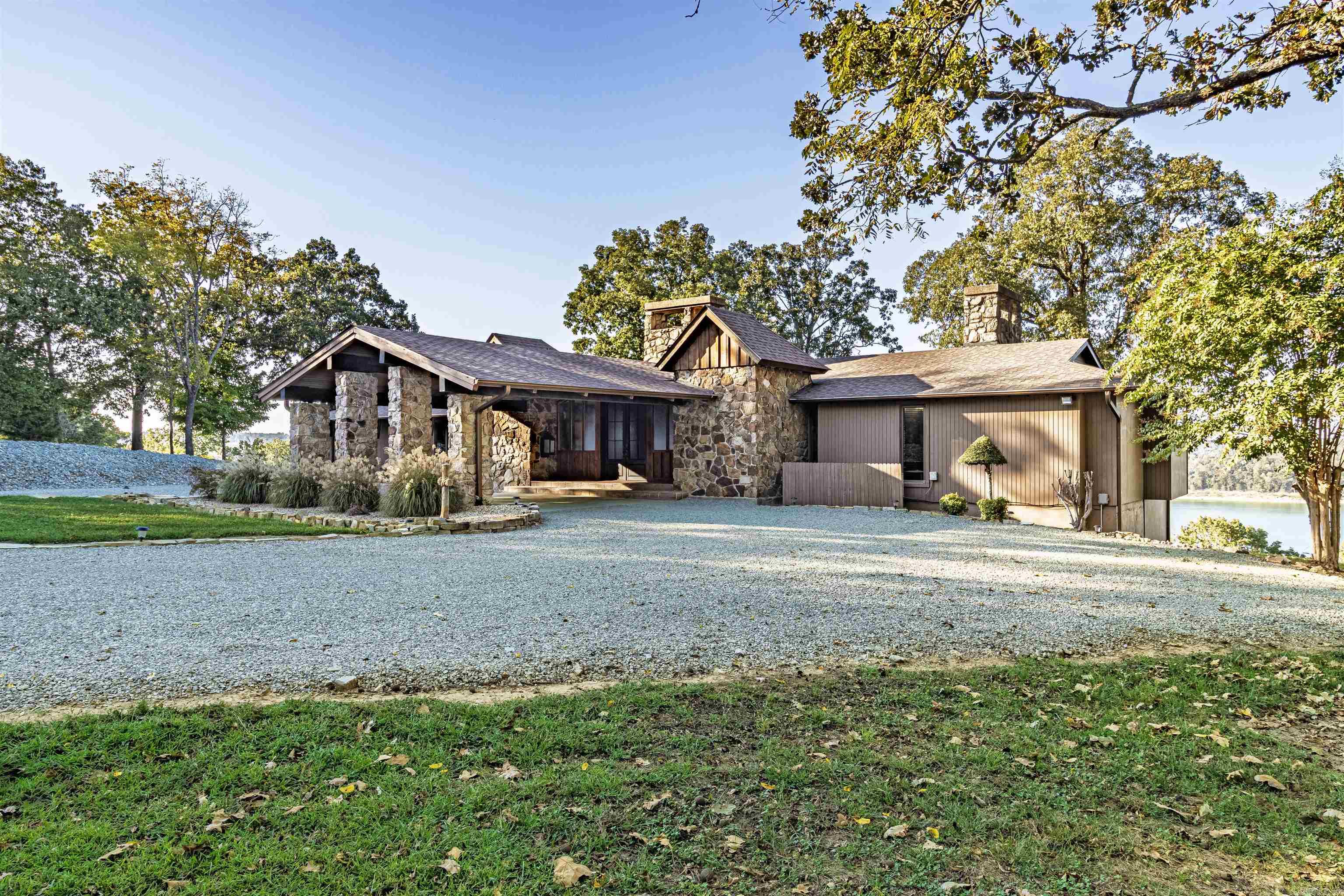 639 Sycamore Springs  Mountain Home, AR