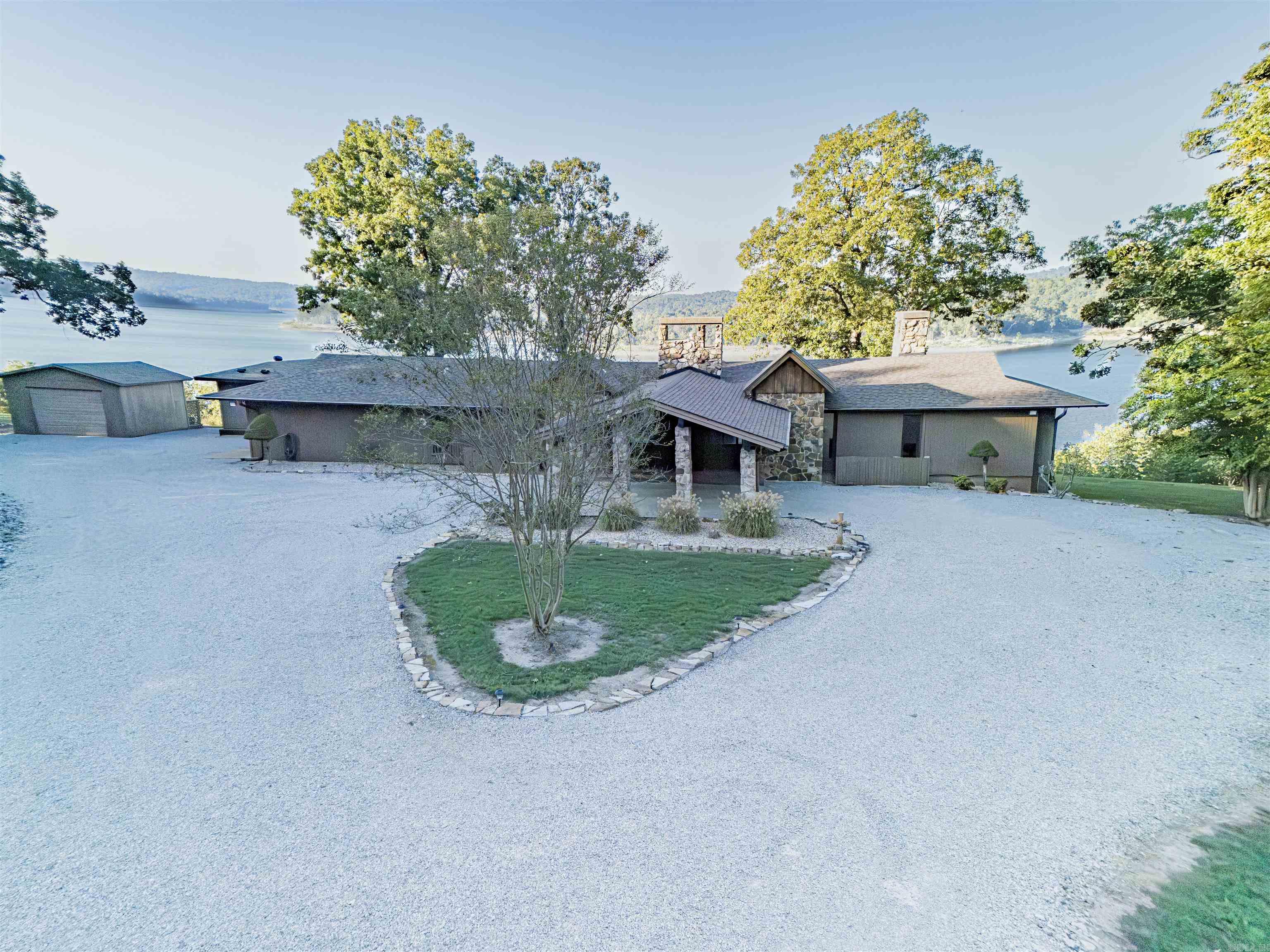 639 Sycamore Springs  Mountain Home, AR