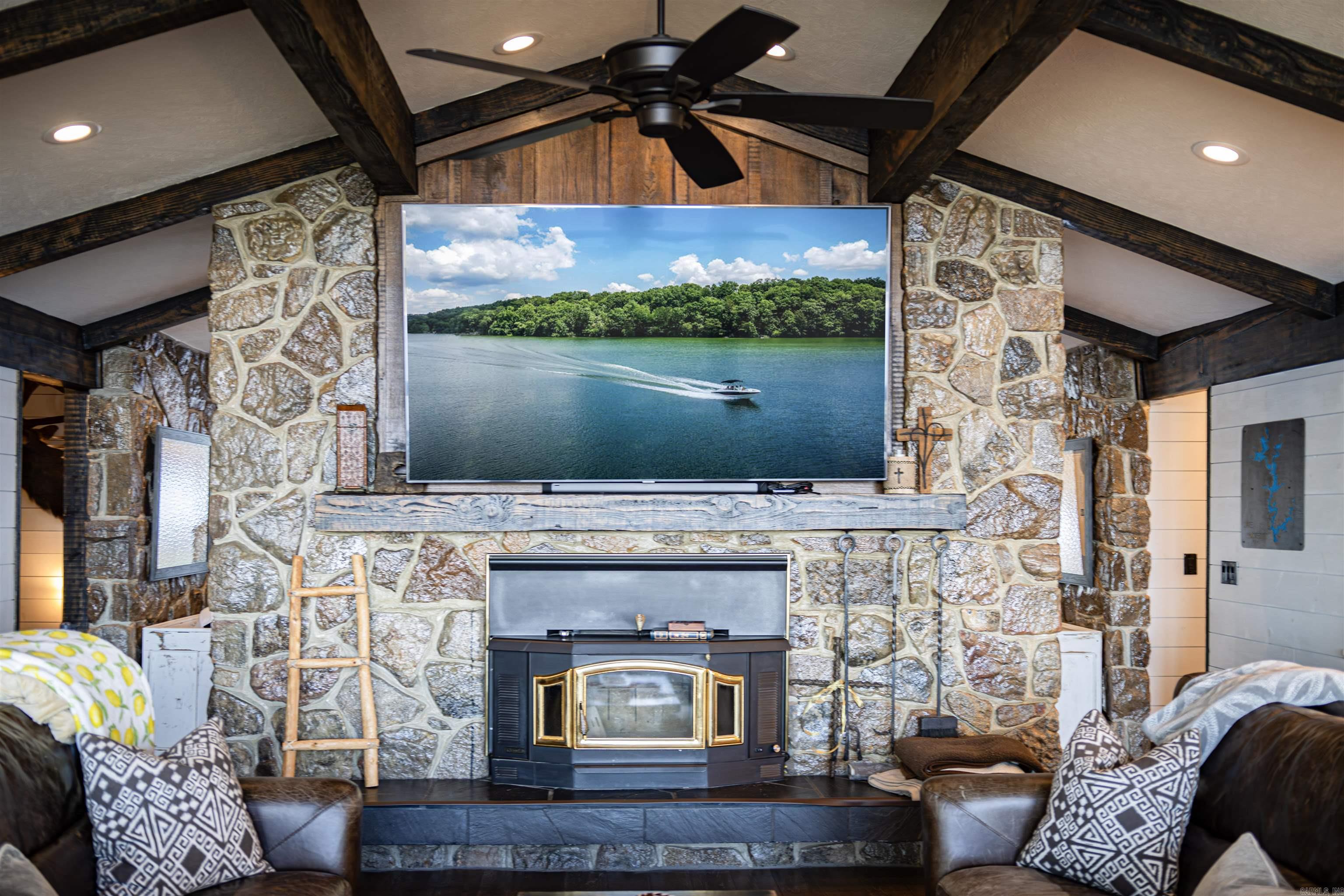 639 Sycamore Springs  Mountain Home, AR