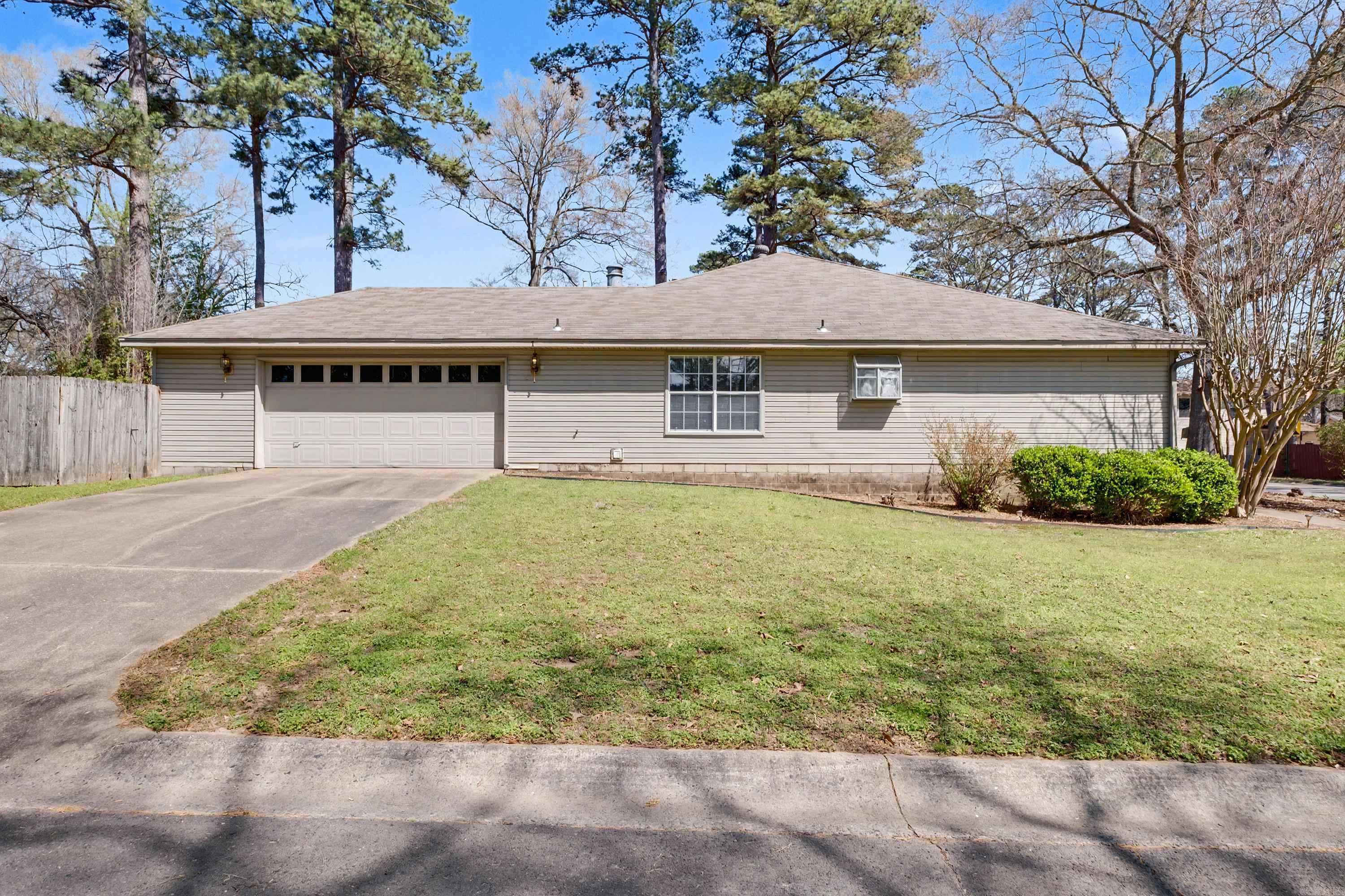 1 Forest Hills  Little Rock, AR