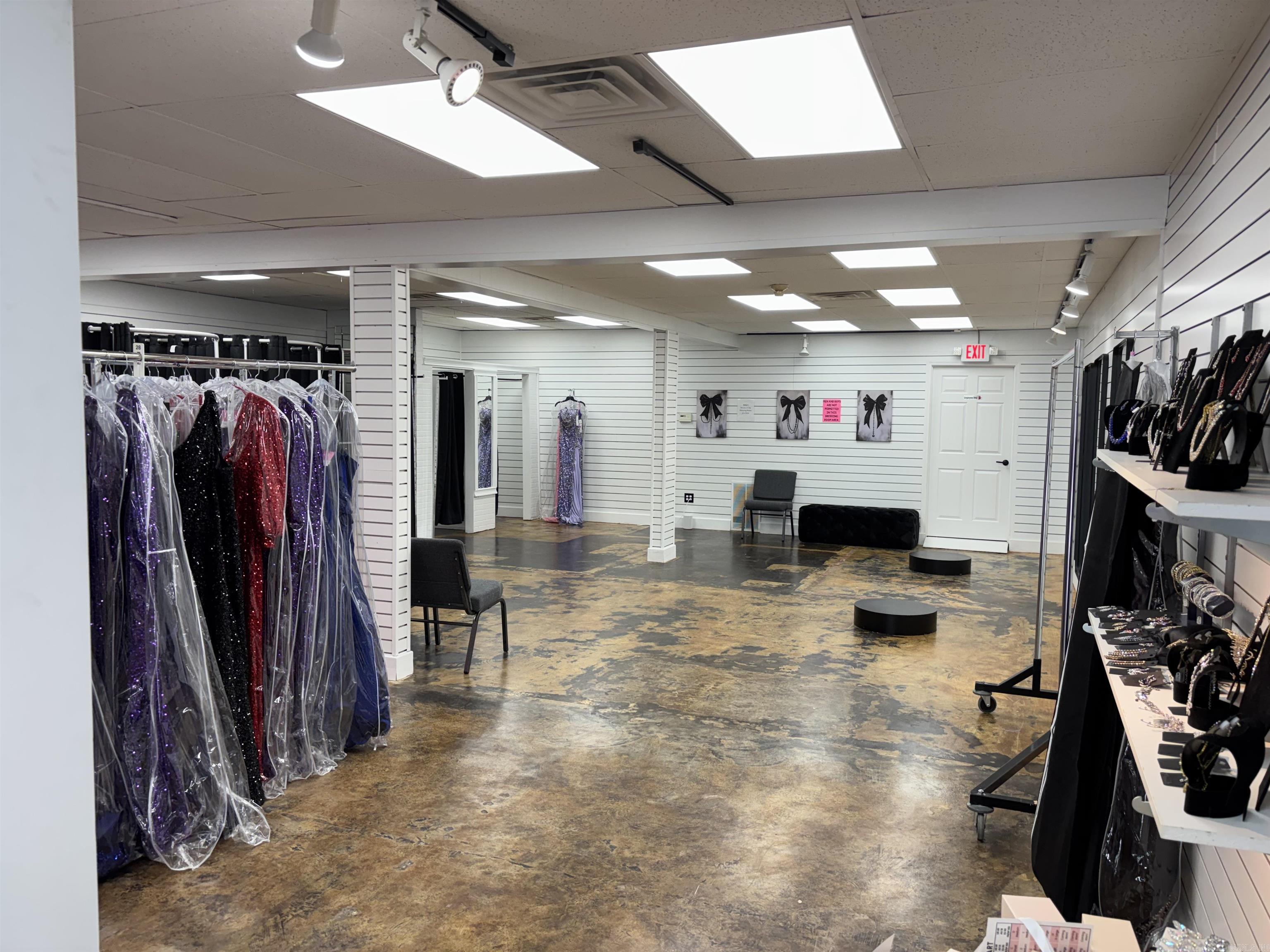 2719 S Caraway  Jonesboro, AR