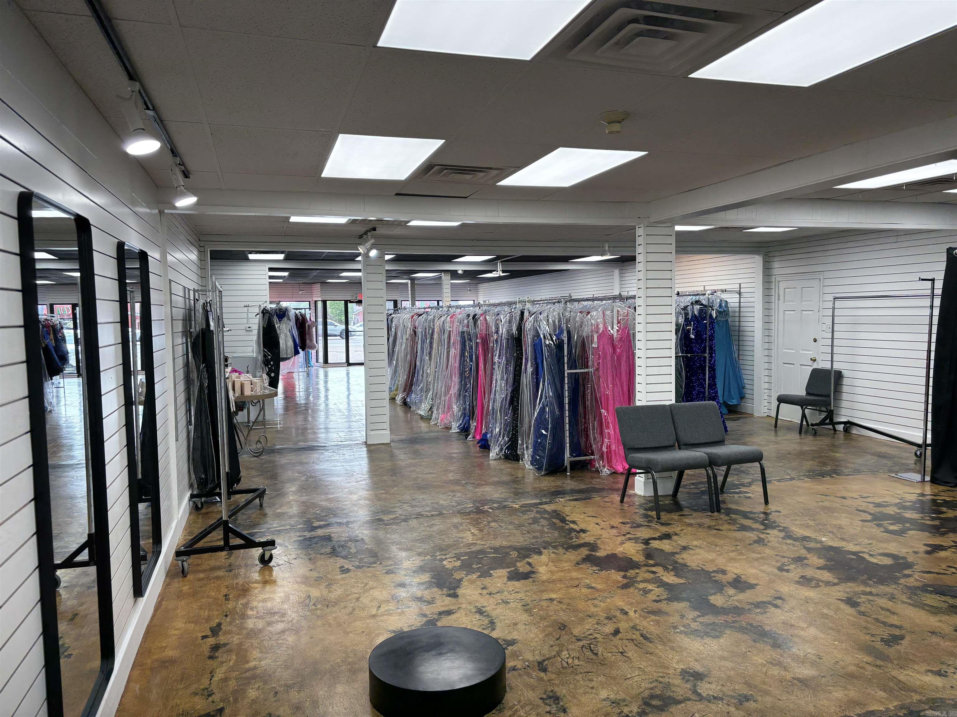 2719 S Caraway  Jonesboro, AR