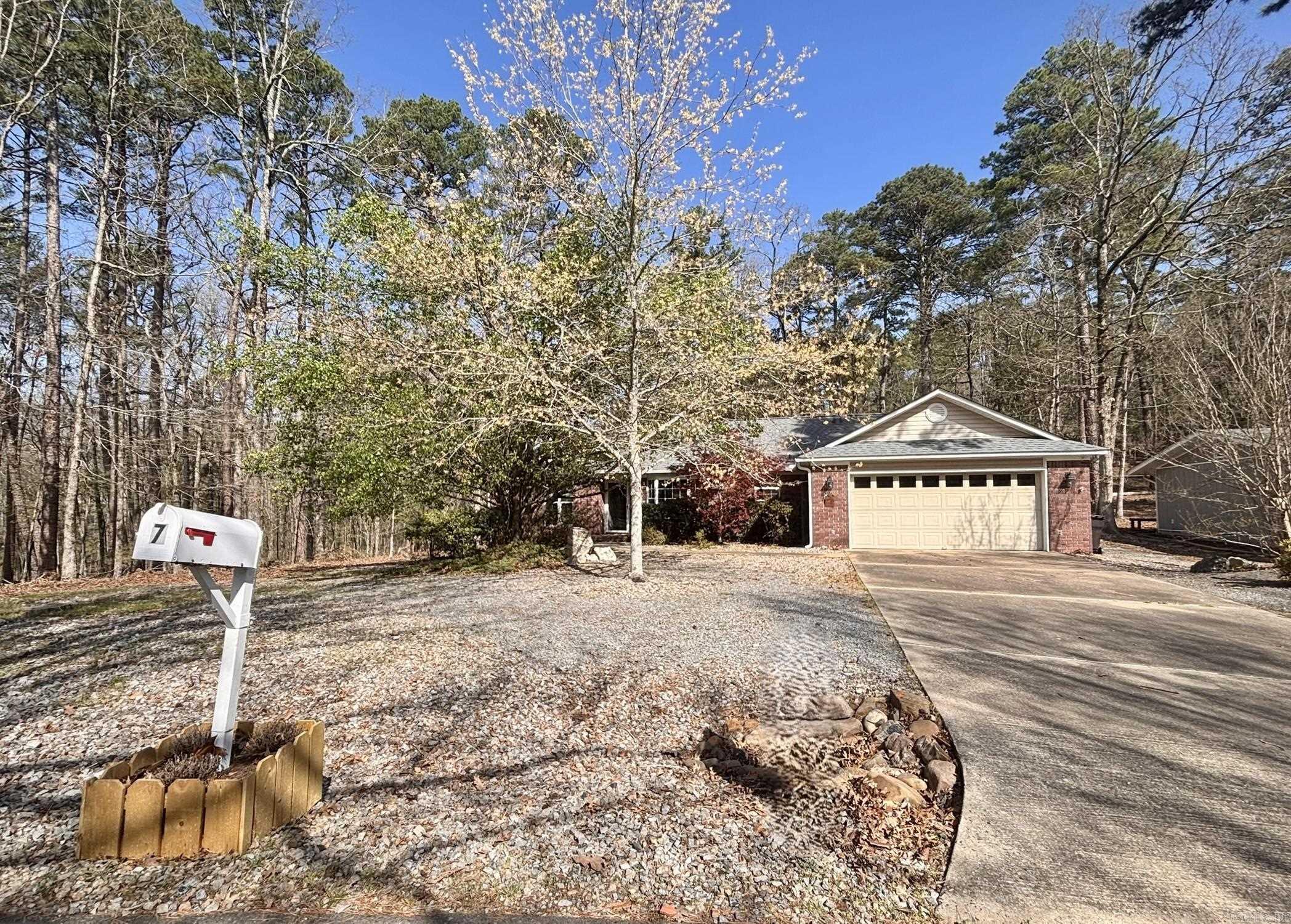 7 Inca  Hot Springs Village, AR