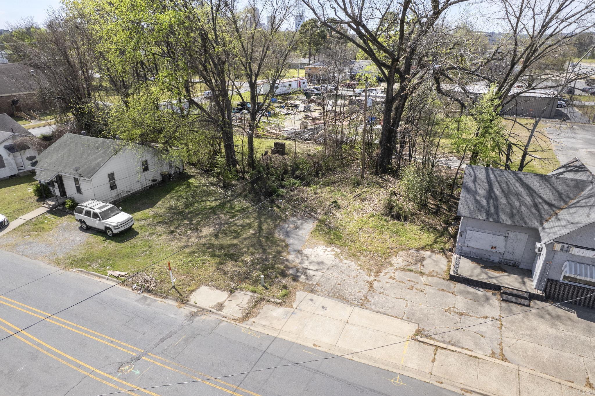 1400 E BROADWAY 1401,1412,1422,1400 North Little Rock, AR