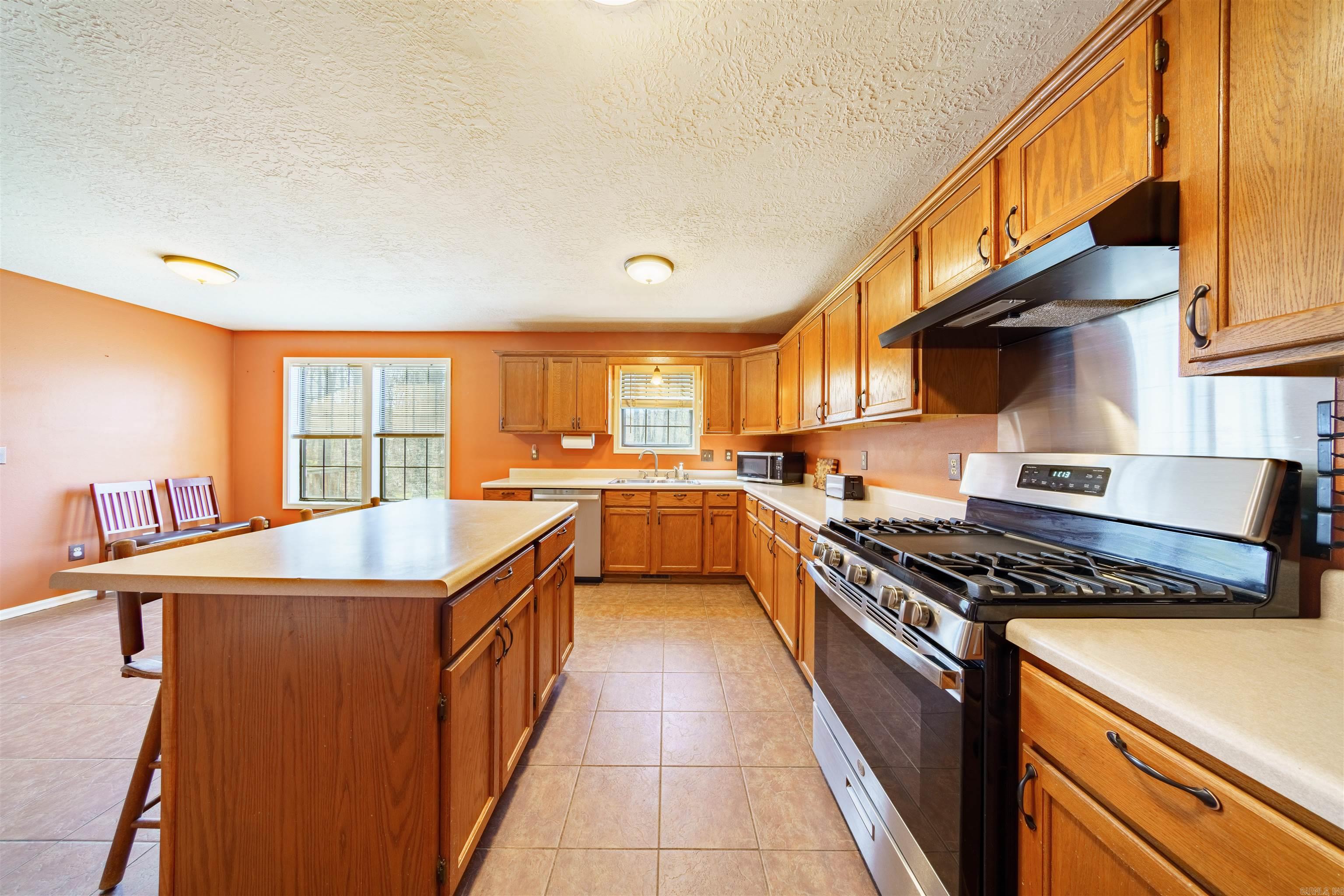 40 Chimney Rd  Batesville, AR