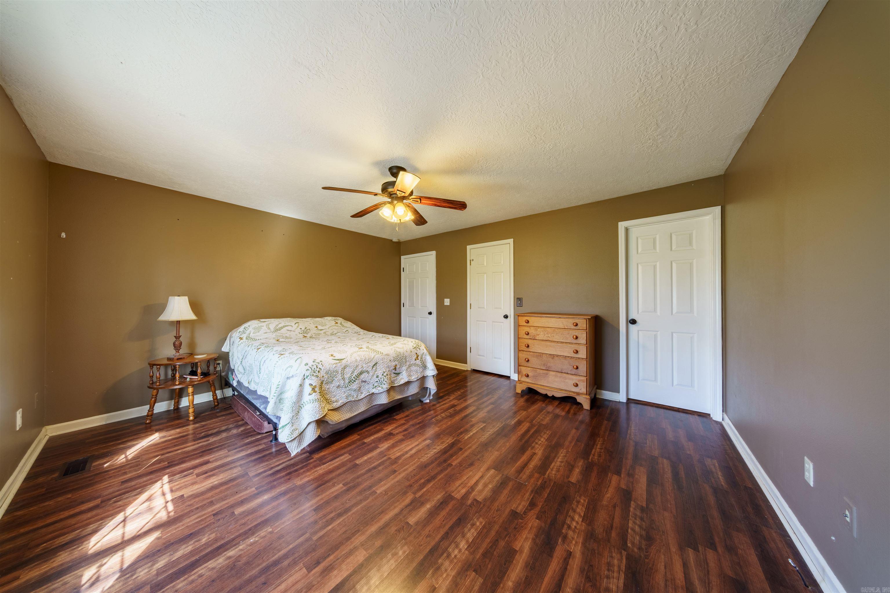 40 Chimney Rd Batesville, AR 72501