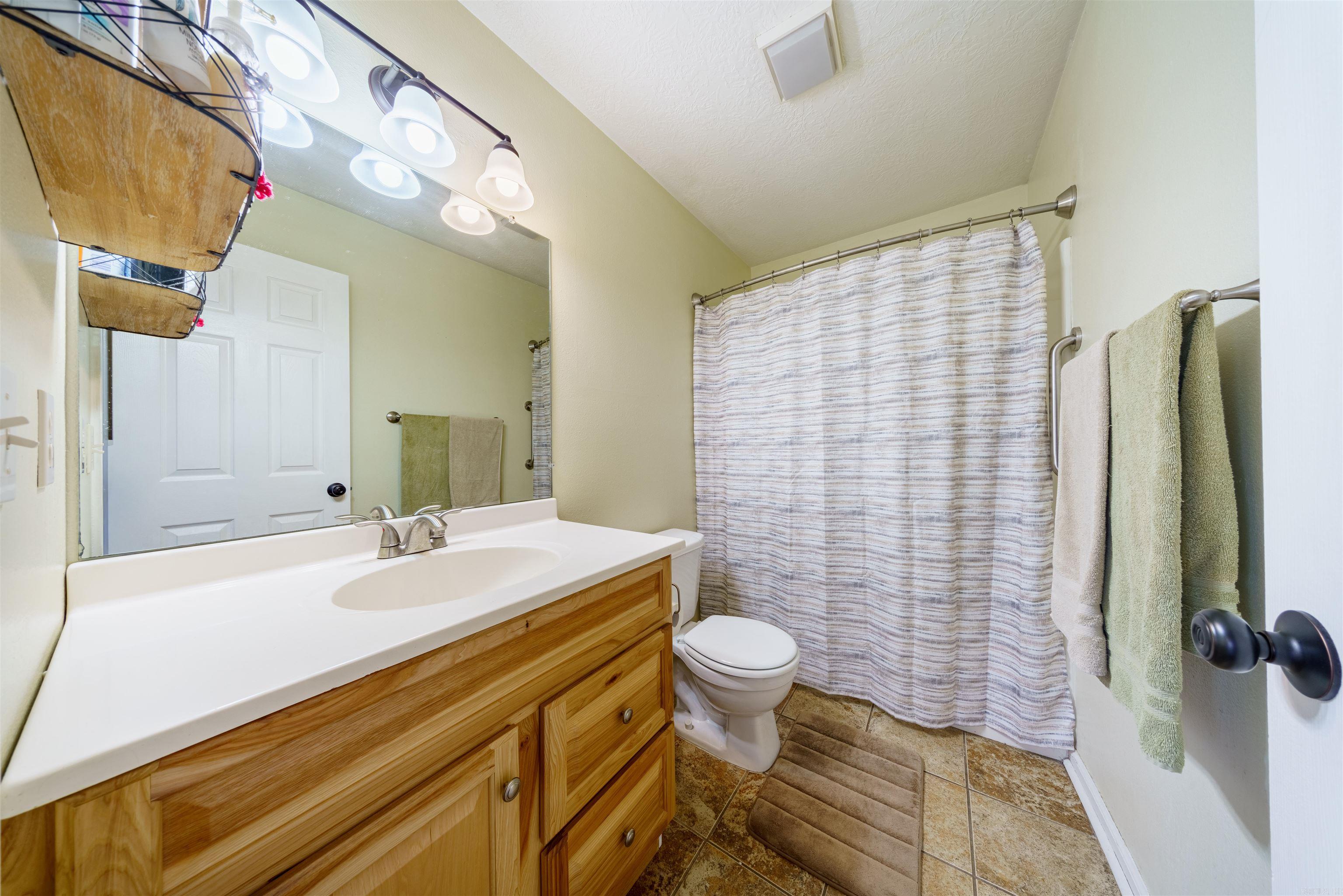 40 Chimney Rd  Batesville, AR