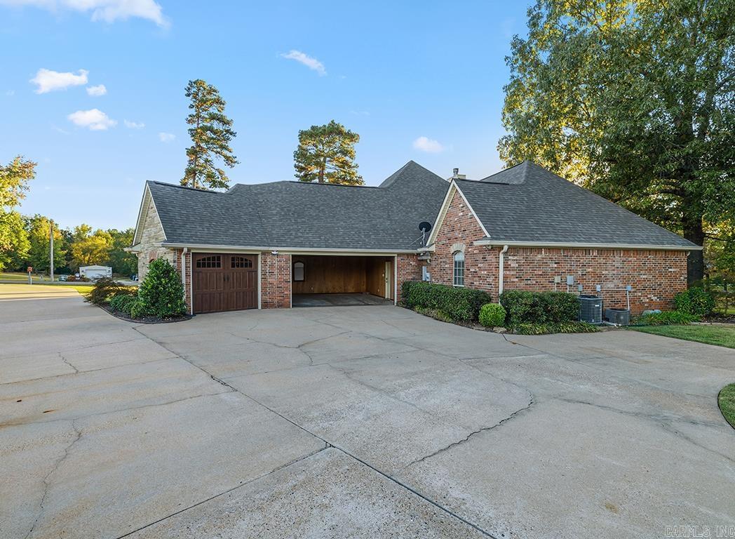 1 Beaver Creek Run  Texarkana, TX