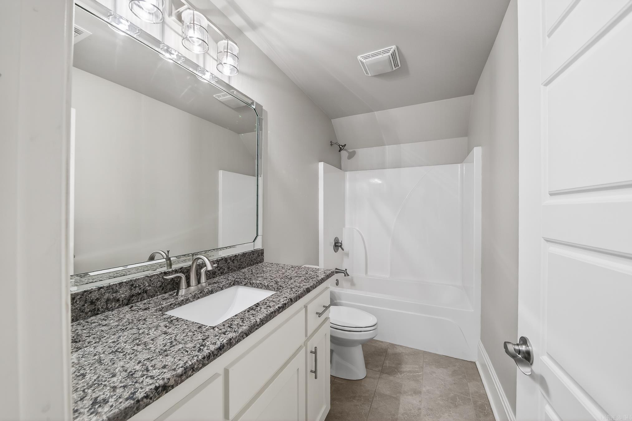 1701 N Lincoln  Cabot, AR