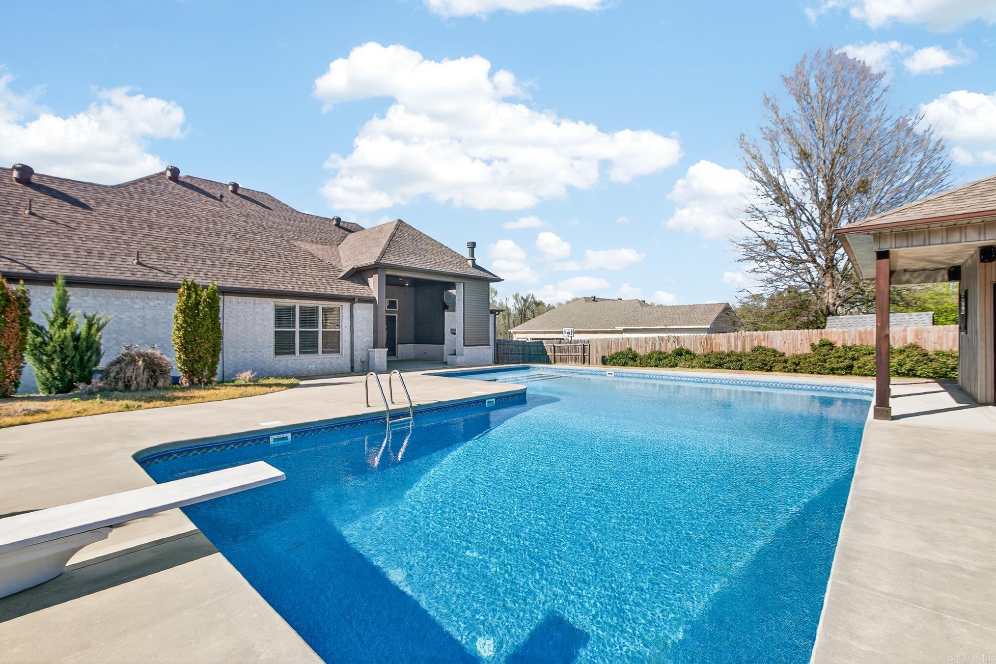 1701 N Lincoln  Cabot, AR