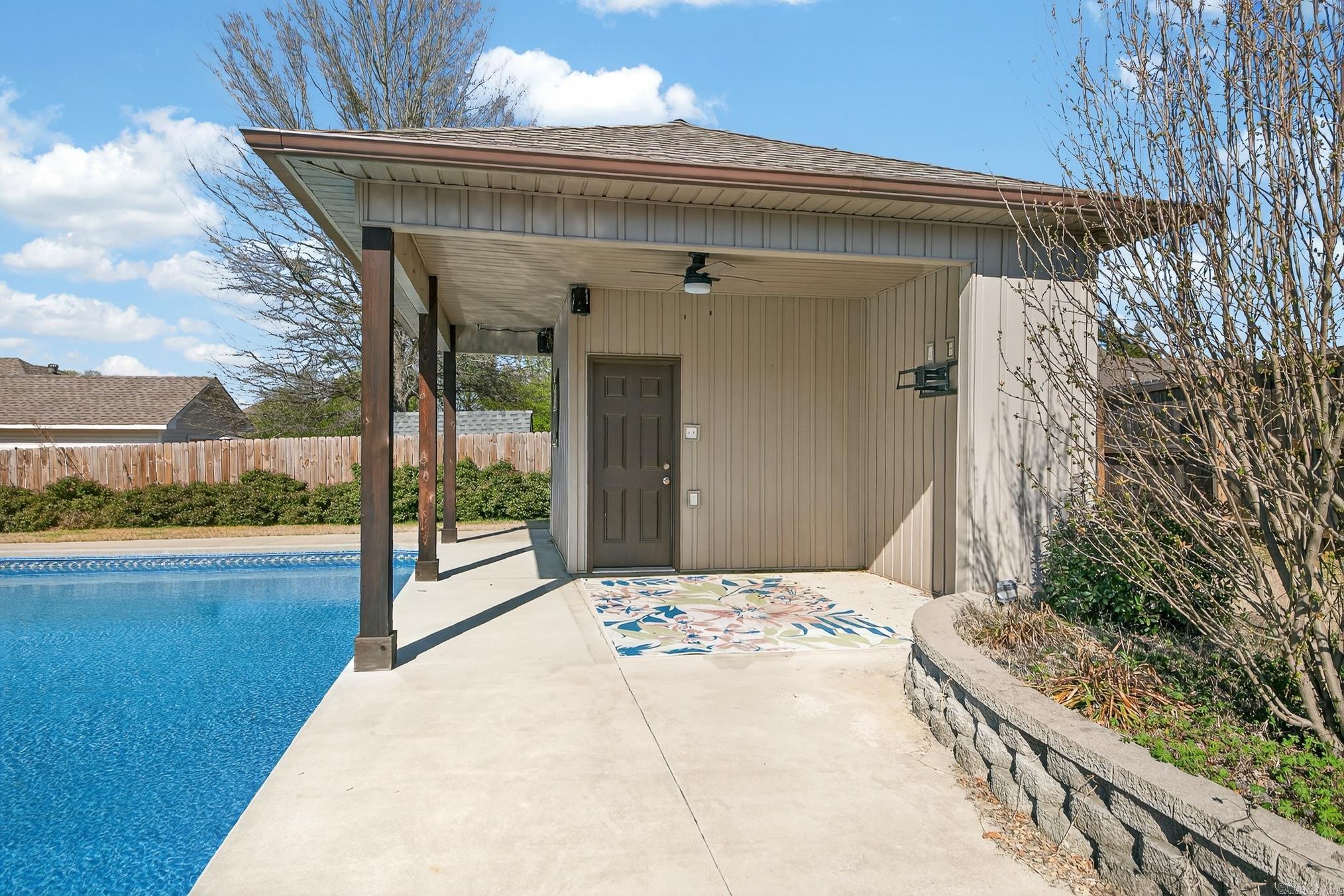 1701 N Lincoln  Cabot, AR