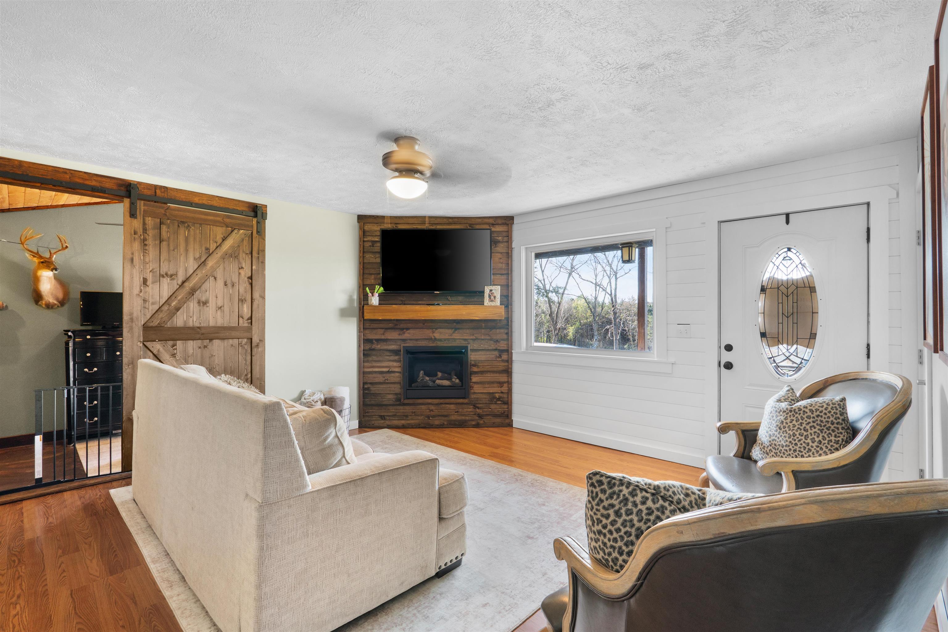 613 E 1st Street  Calico Rock, AR