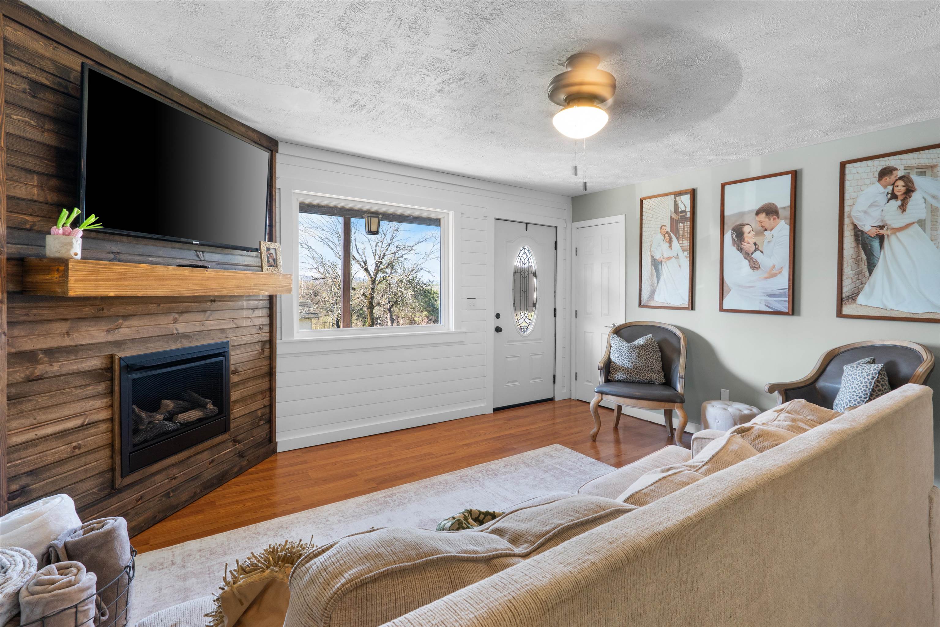 613 E 1st Street  Calico Rock, AR