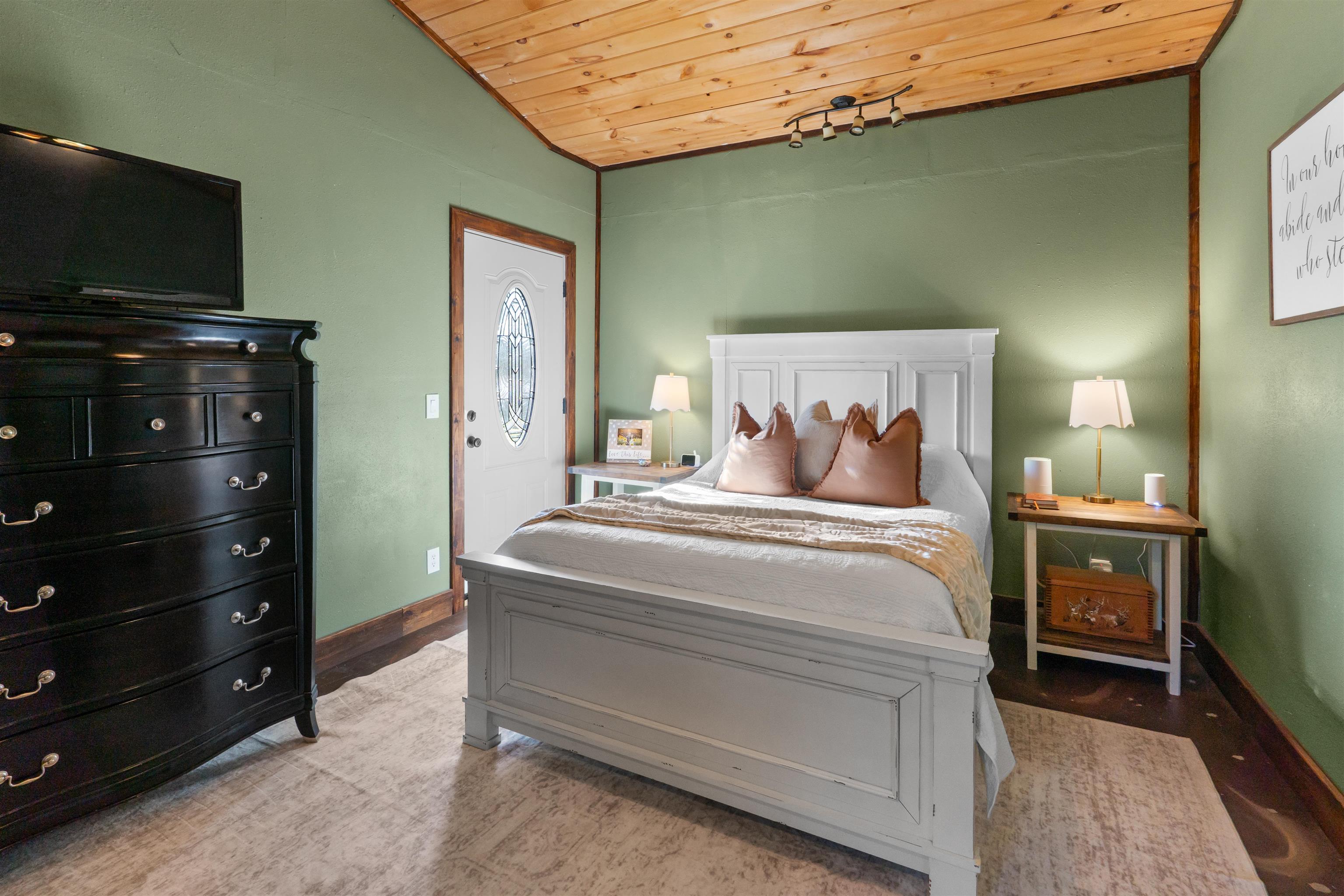 613 E 1st Street  Calico Rock, AR