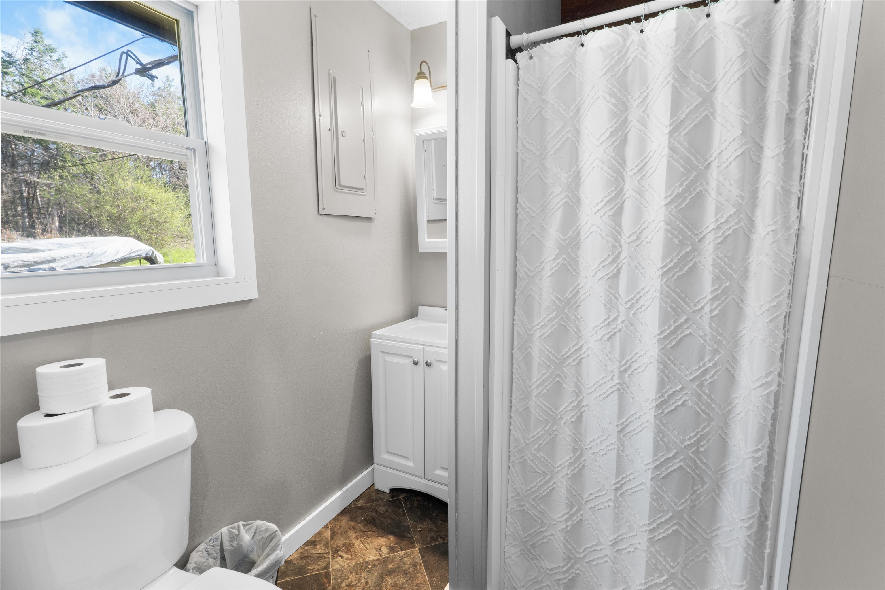 613 E 1st Street  Calico Rock, AR