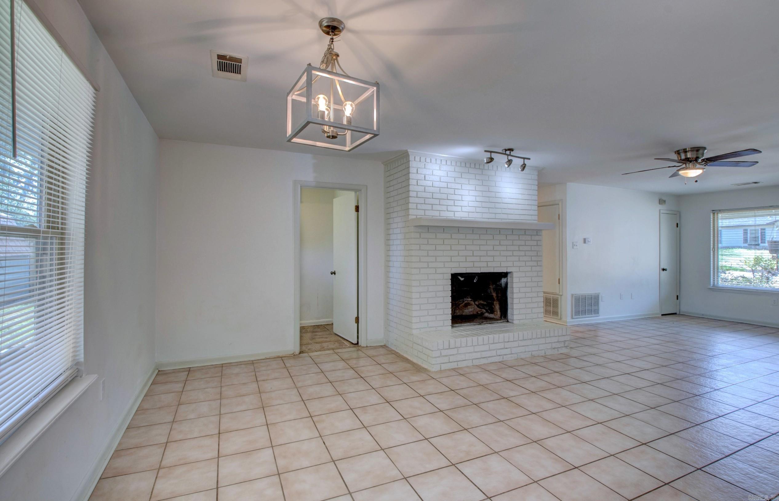 36 Kingspark Drive  Maumelle, AR