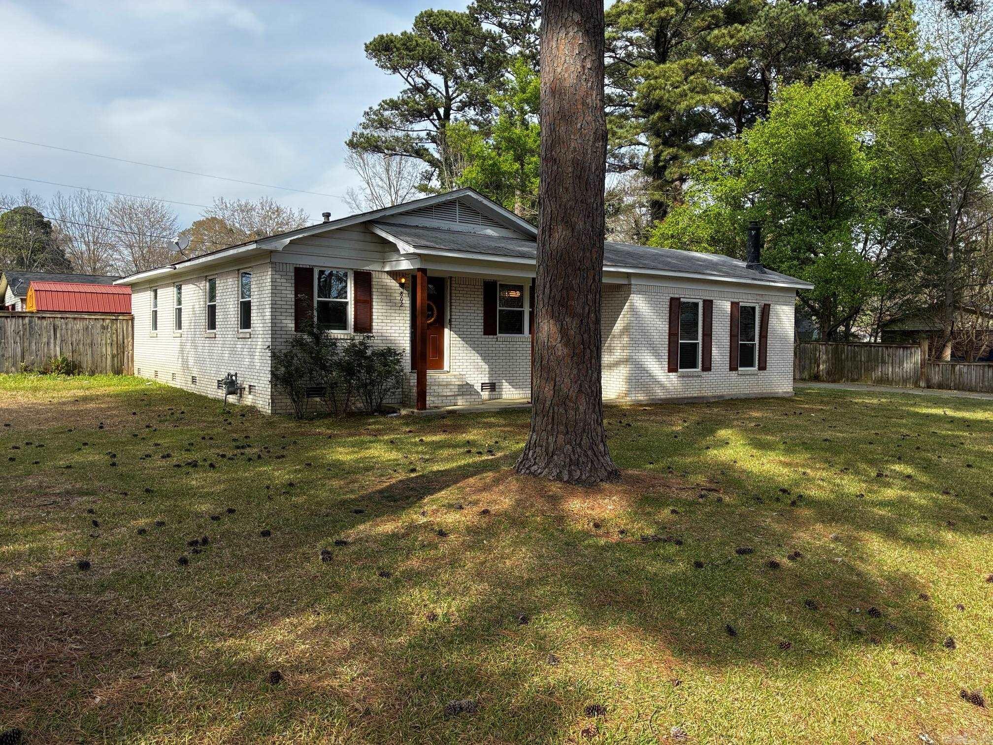 802 W Iowa St  Beebe, AR